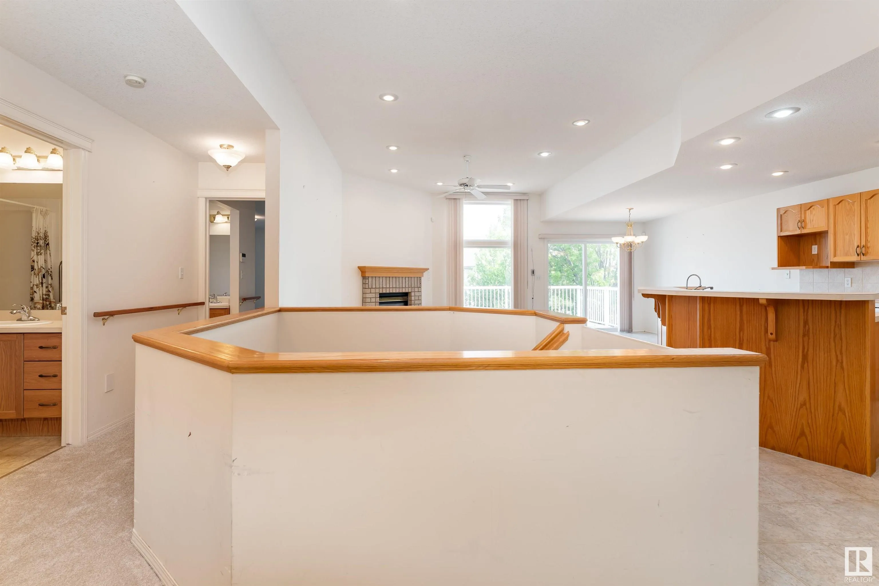 183 RIDGEHAVEN Crescent