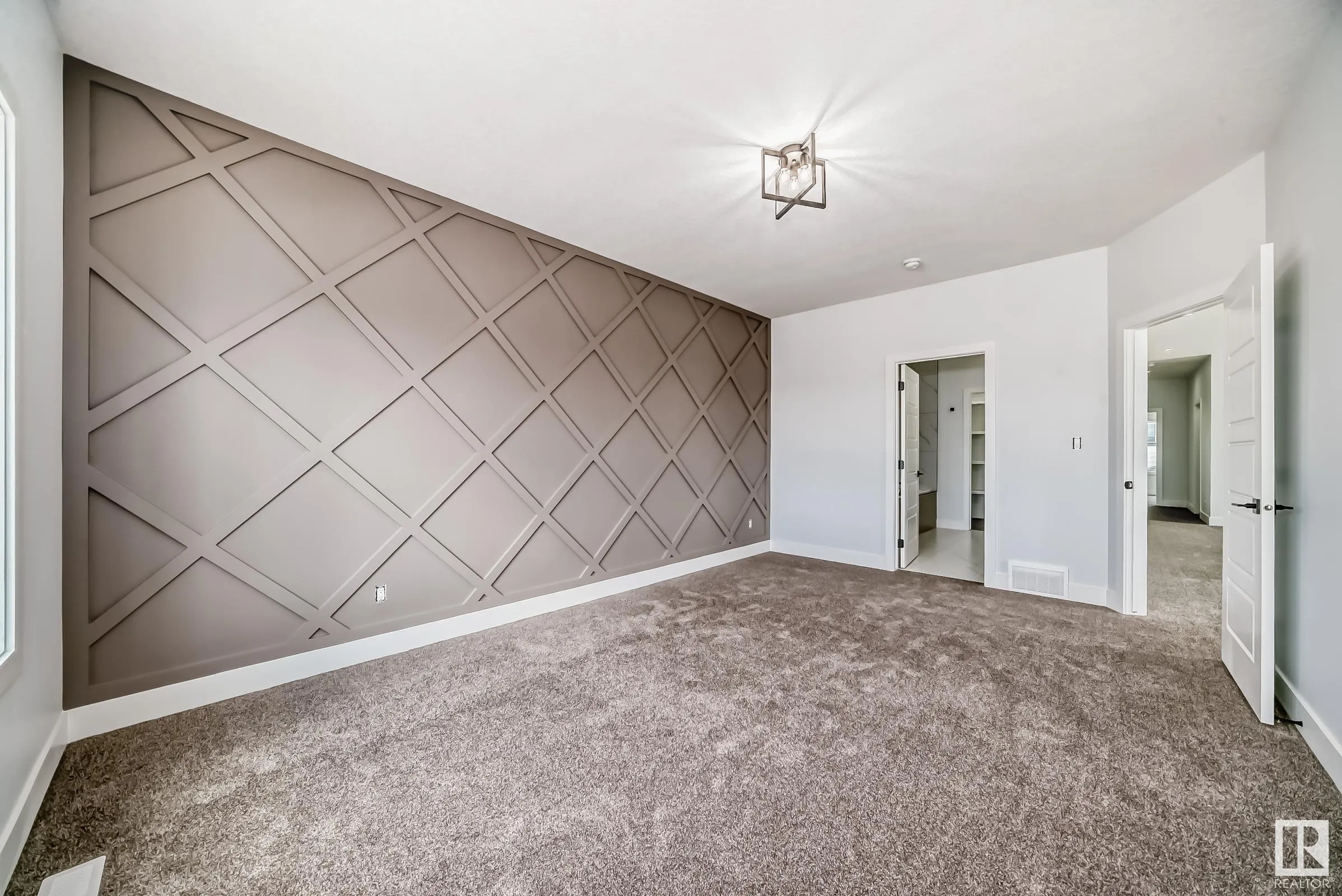 47 Waverly Way
