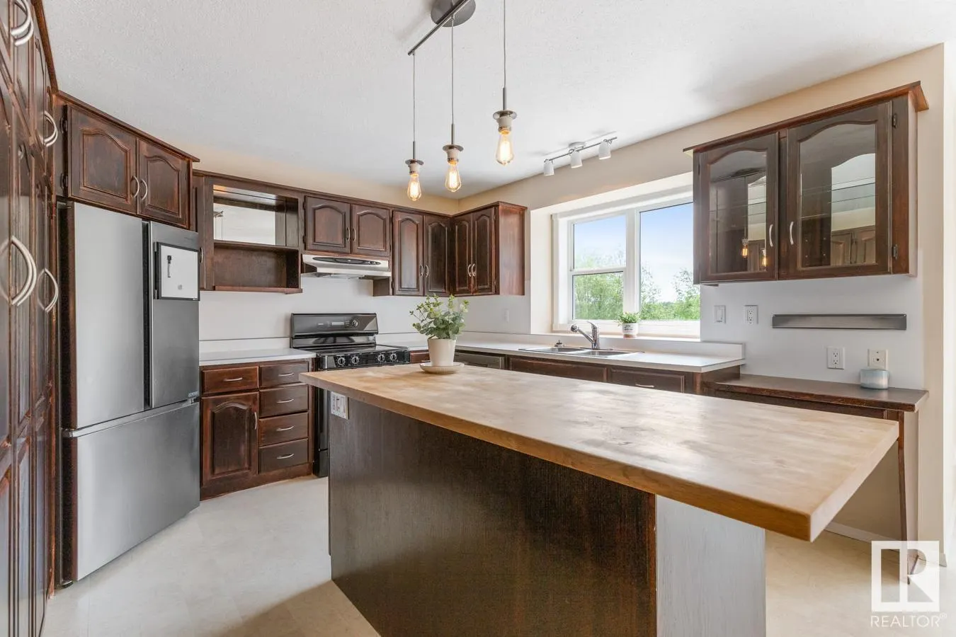 20247 TWP ROAD 512