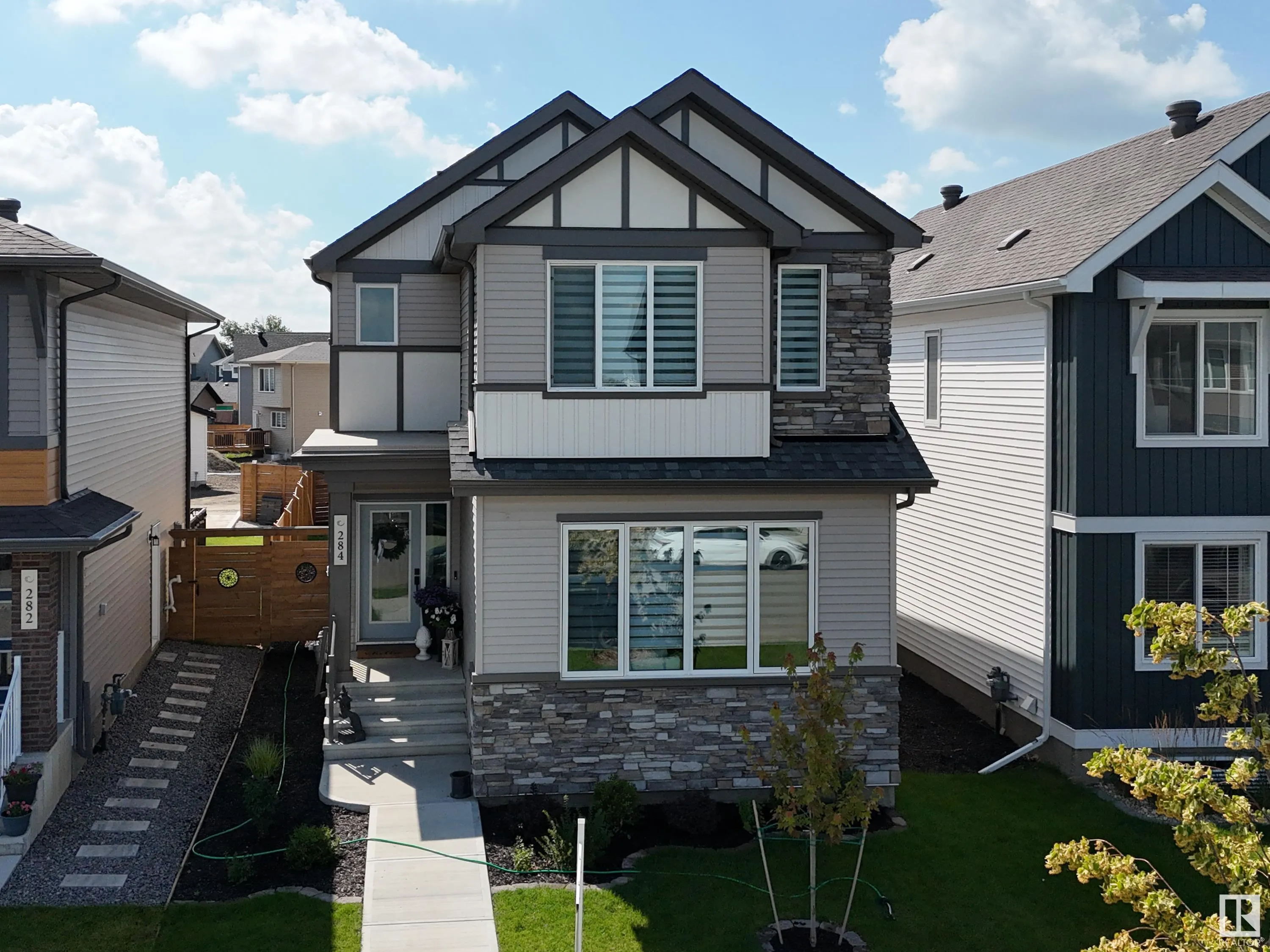 284 JENSEN LAKES Boulevard
