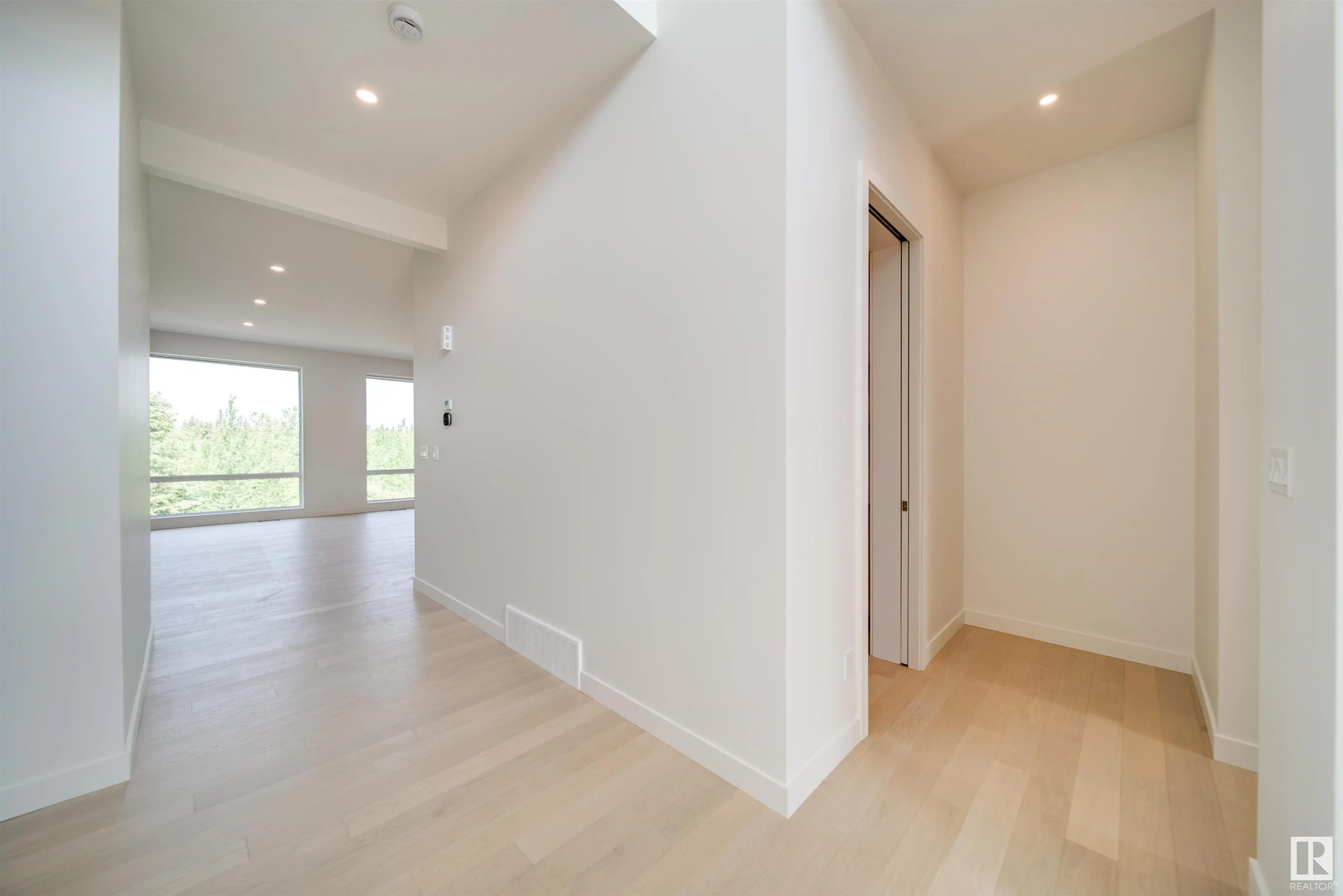6090 Crawford Drive