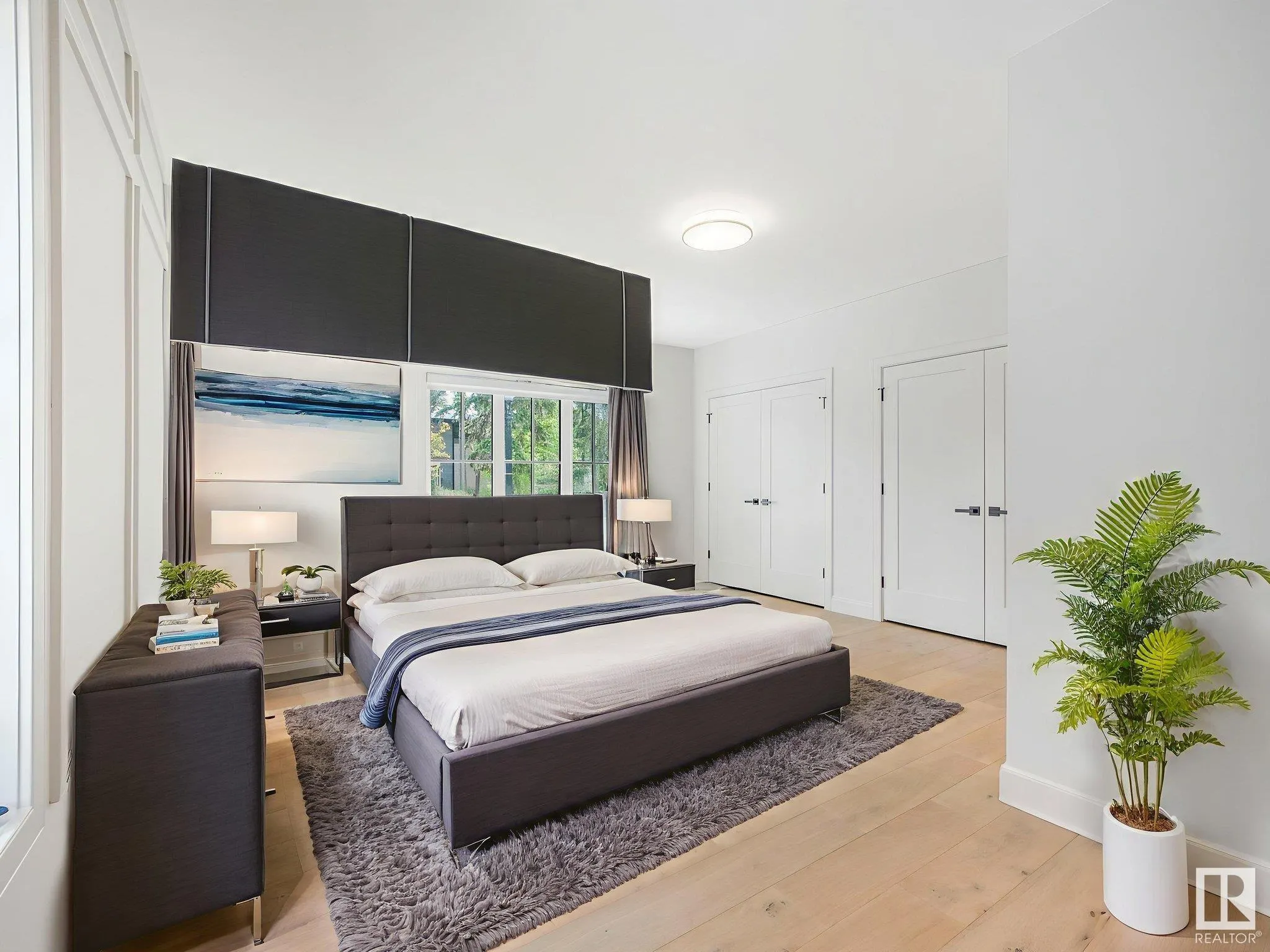 13002 GLENORA Crescent