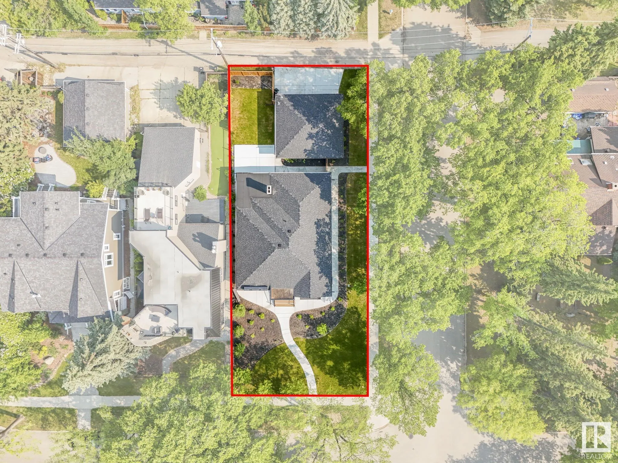 13002 GLENORA Crescent
