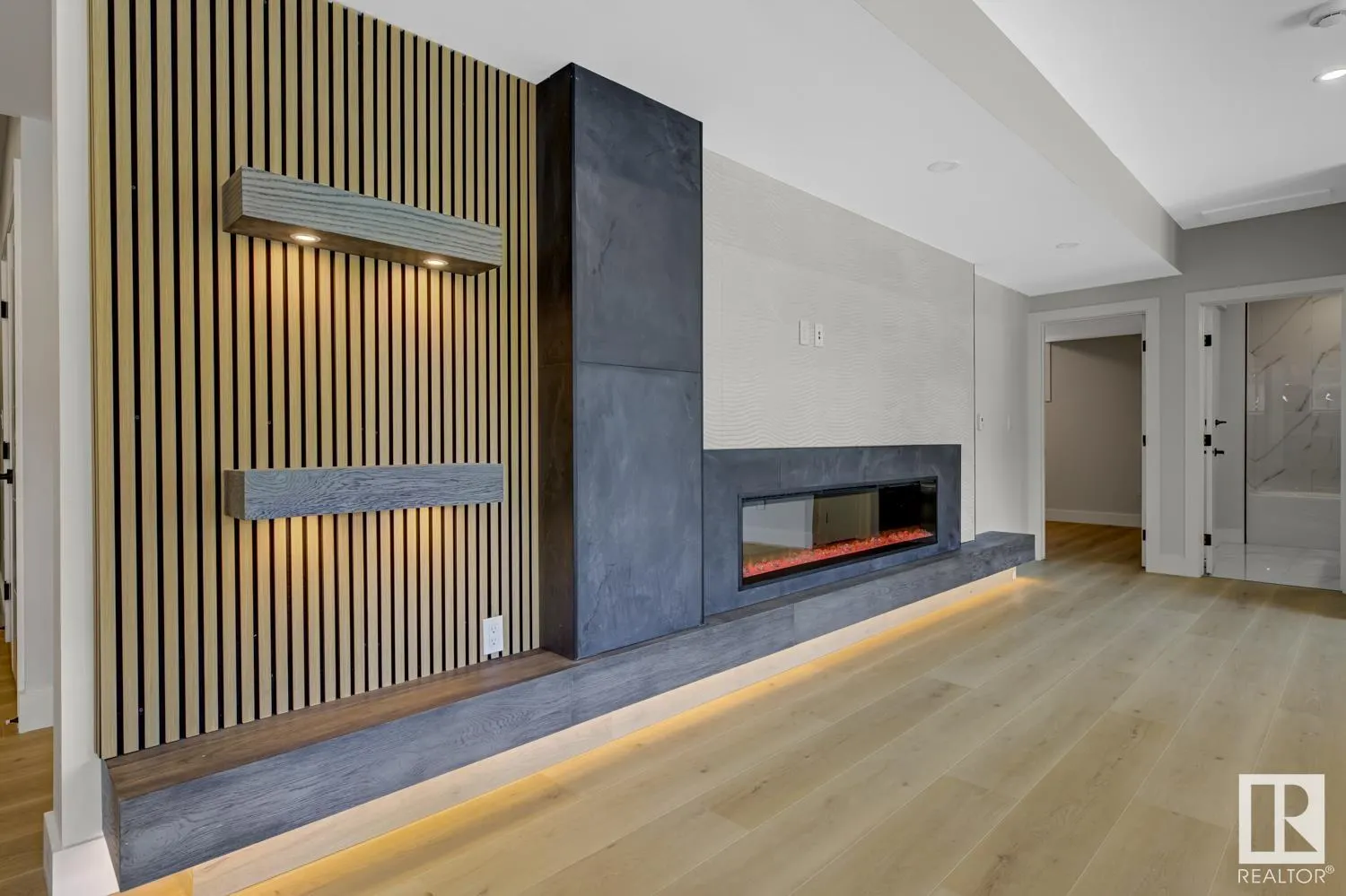 4715 WOOLSEY COMMON