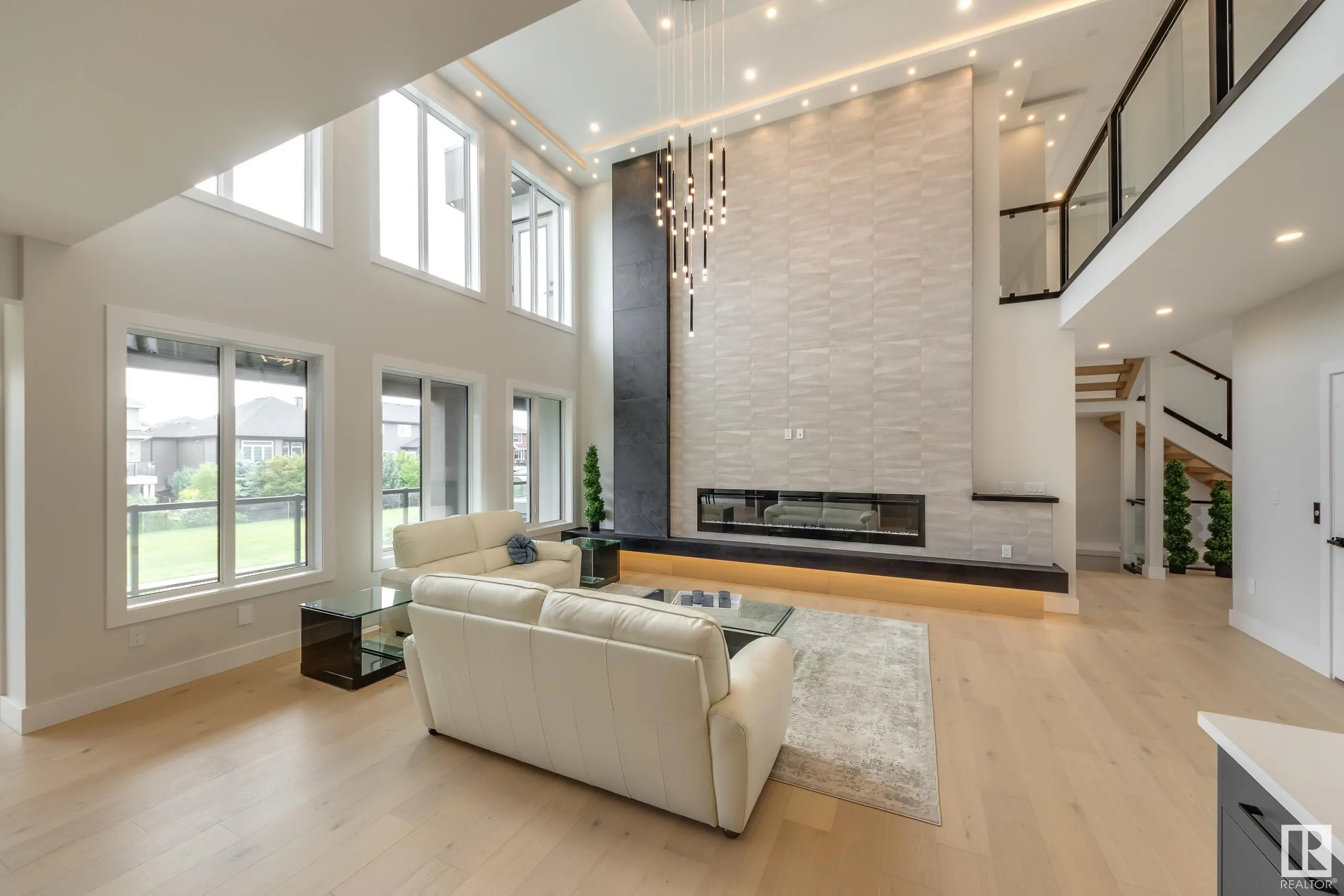 4715 WOOLSEY COMMON