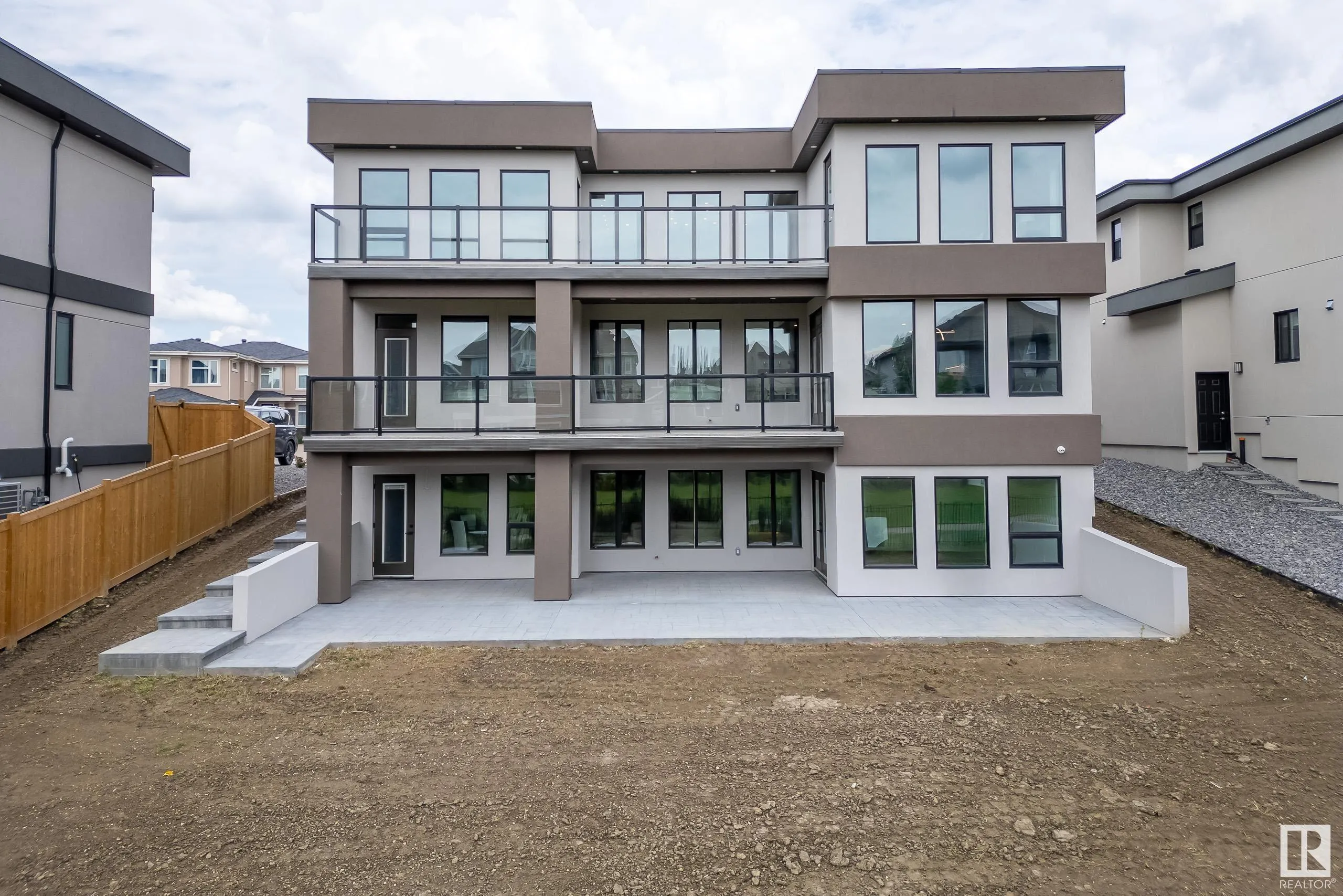 4715 WOOLSEY COMMON