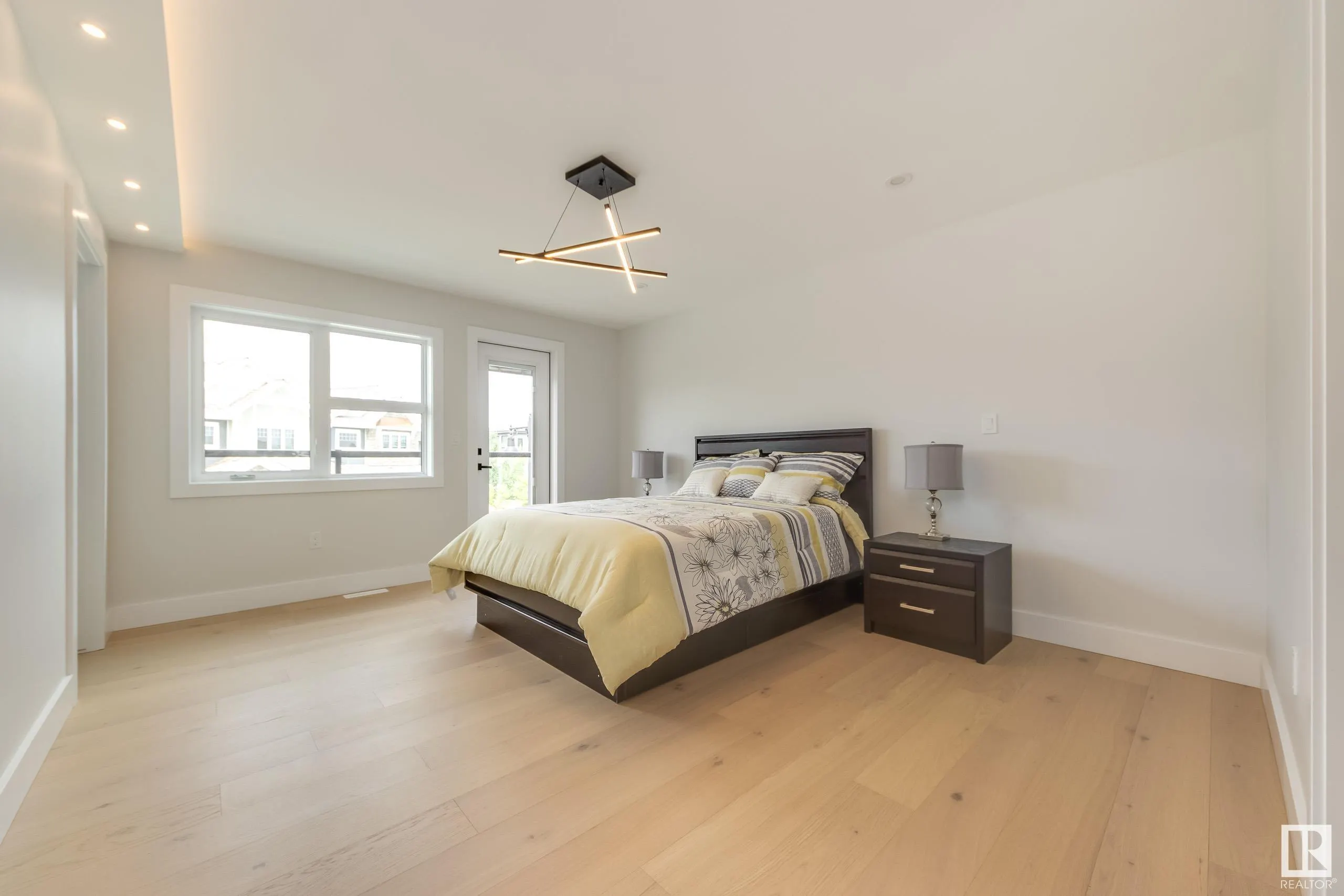 4715 WOOLSEY COMMON