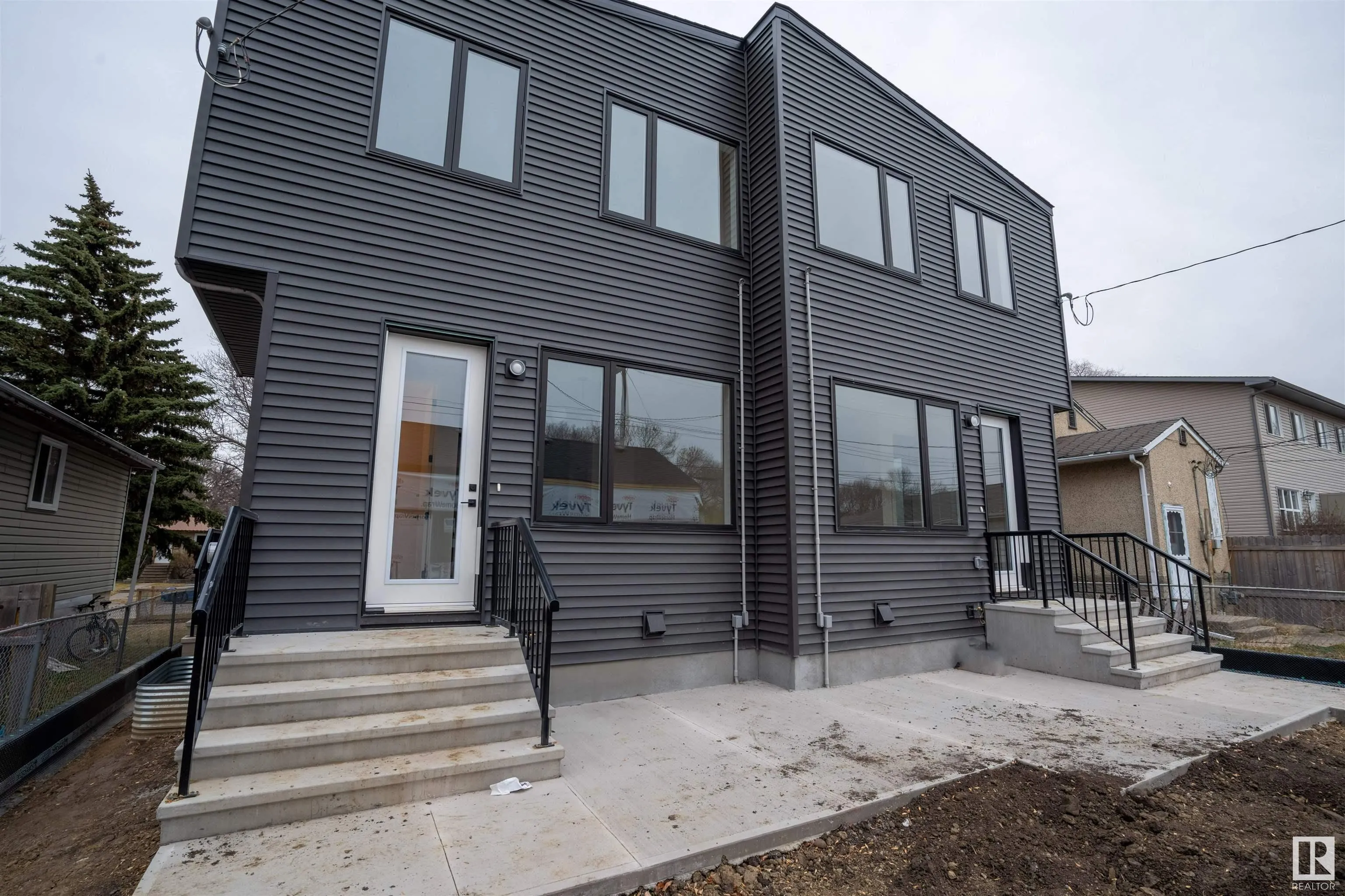 10242 80 ST