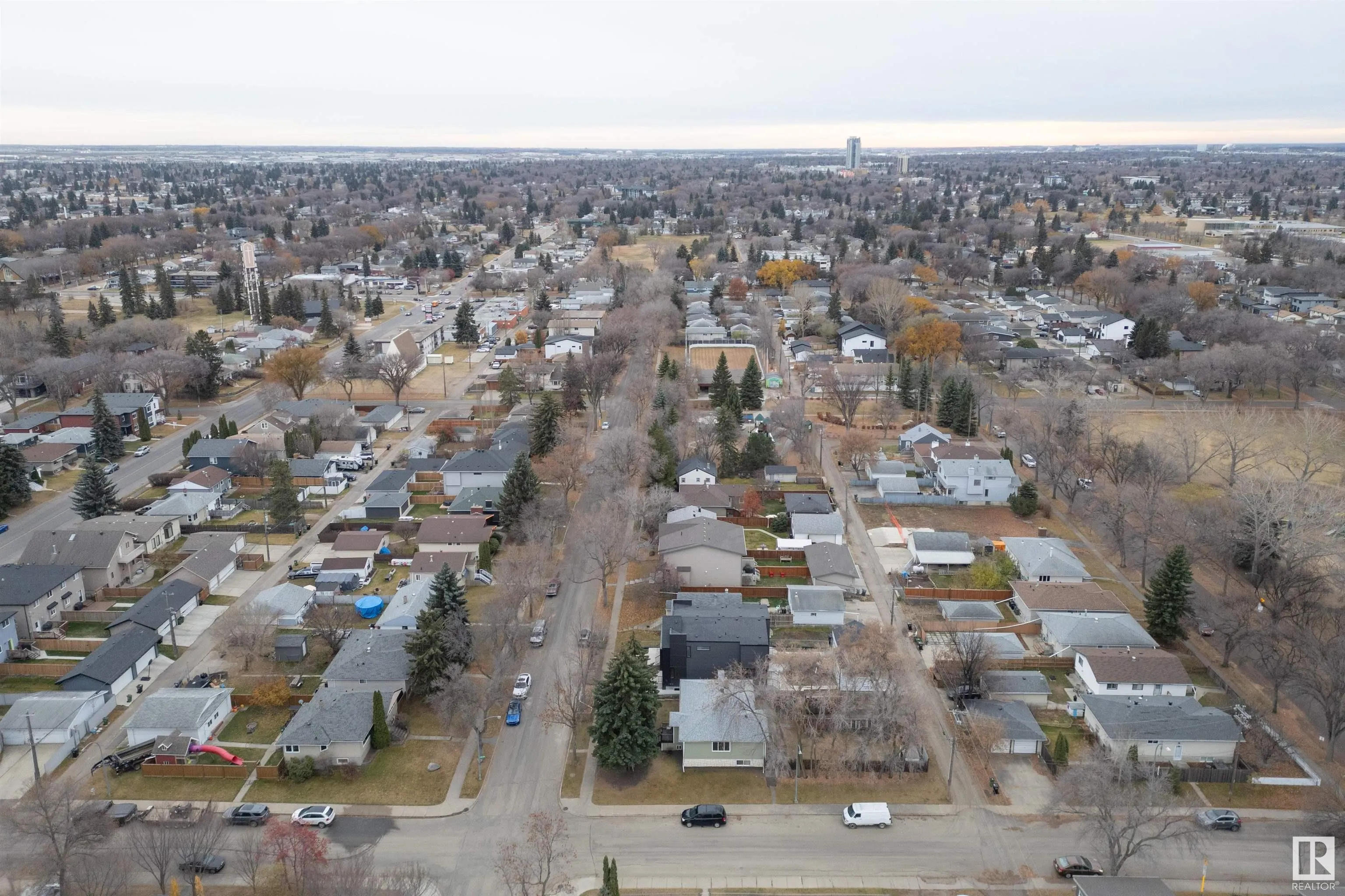 10242 80 ST