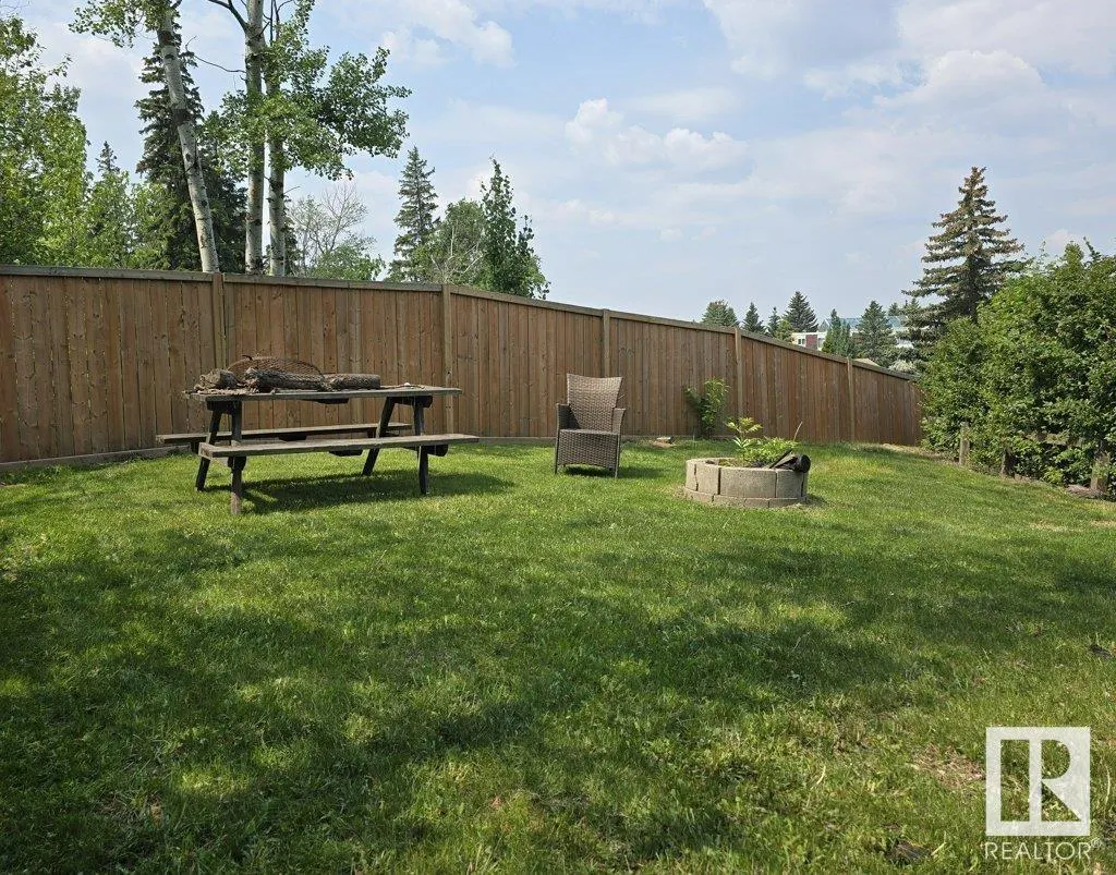 37 MANCHESTER Drive