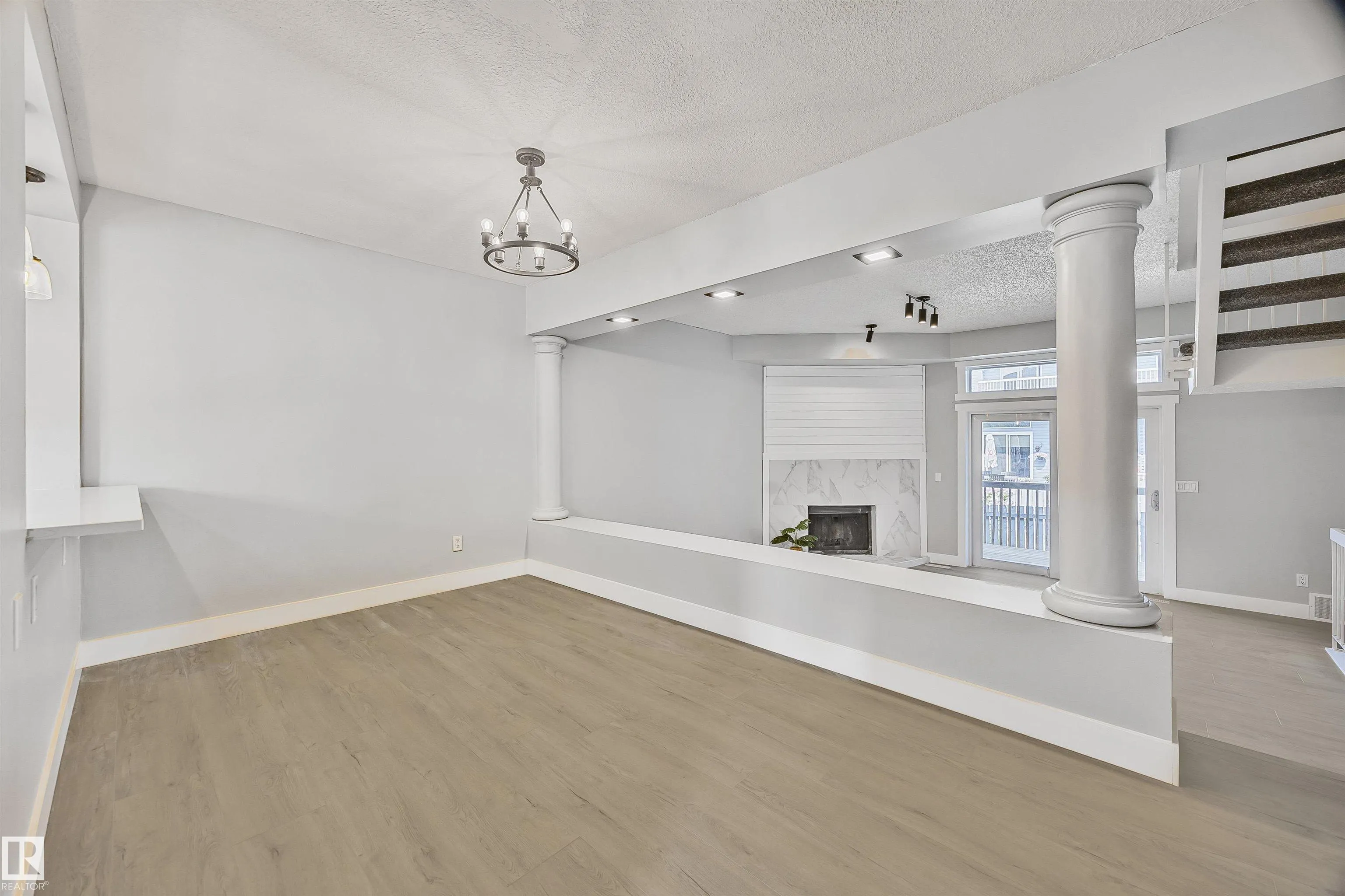 1511 LAKESIDE Green