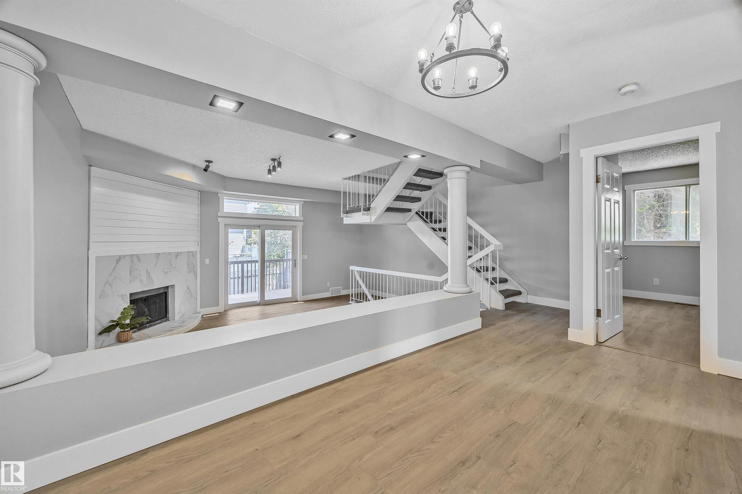 1511 LAKESIDE Green