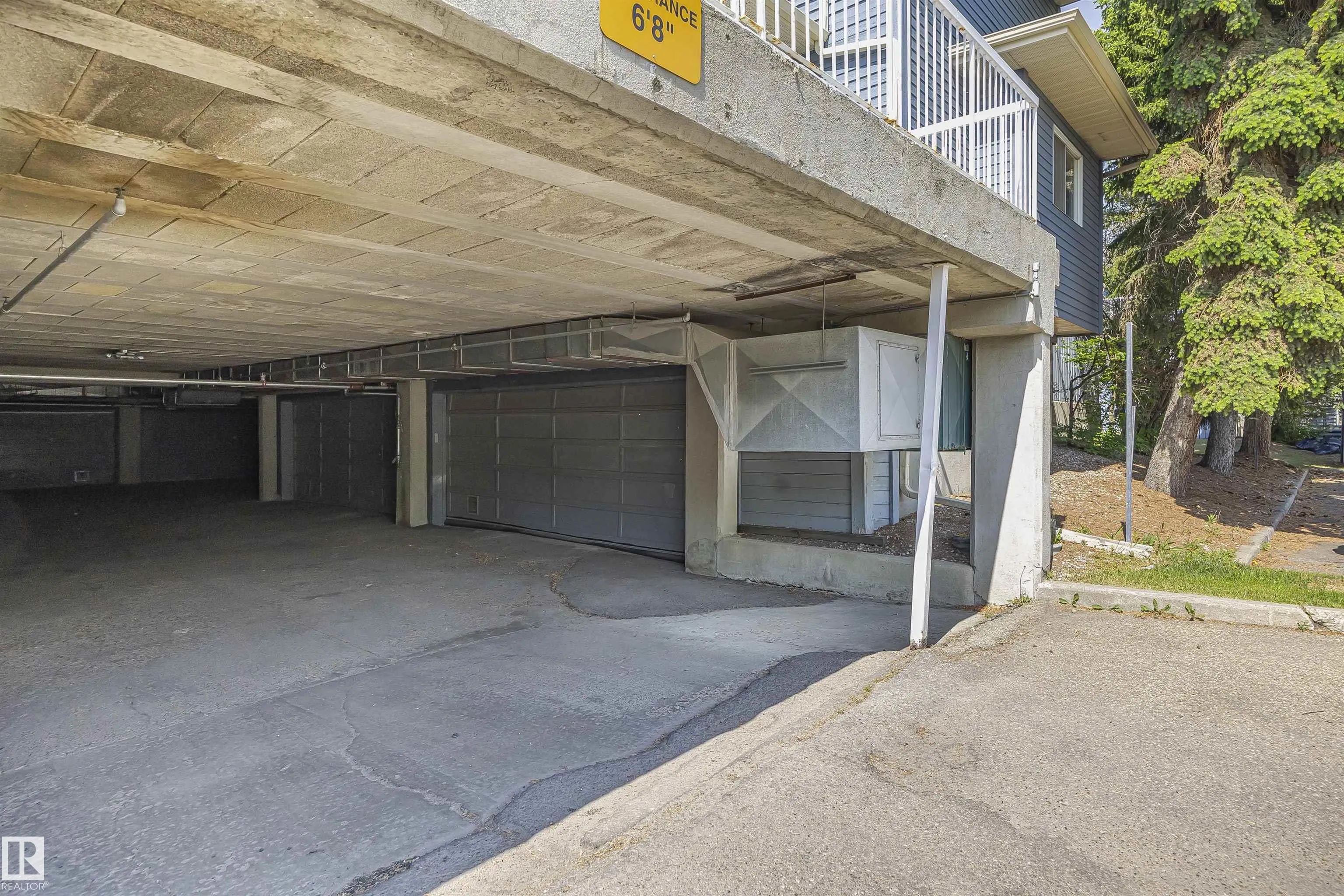 1511 LAKESIDE Green
