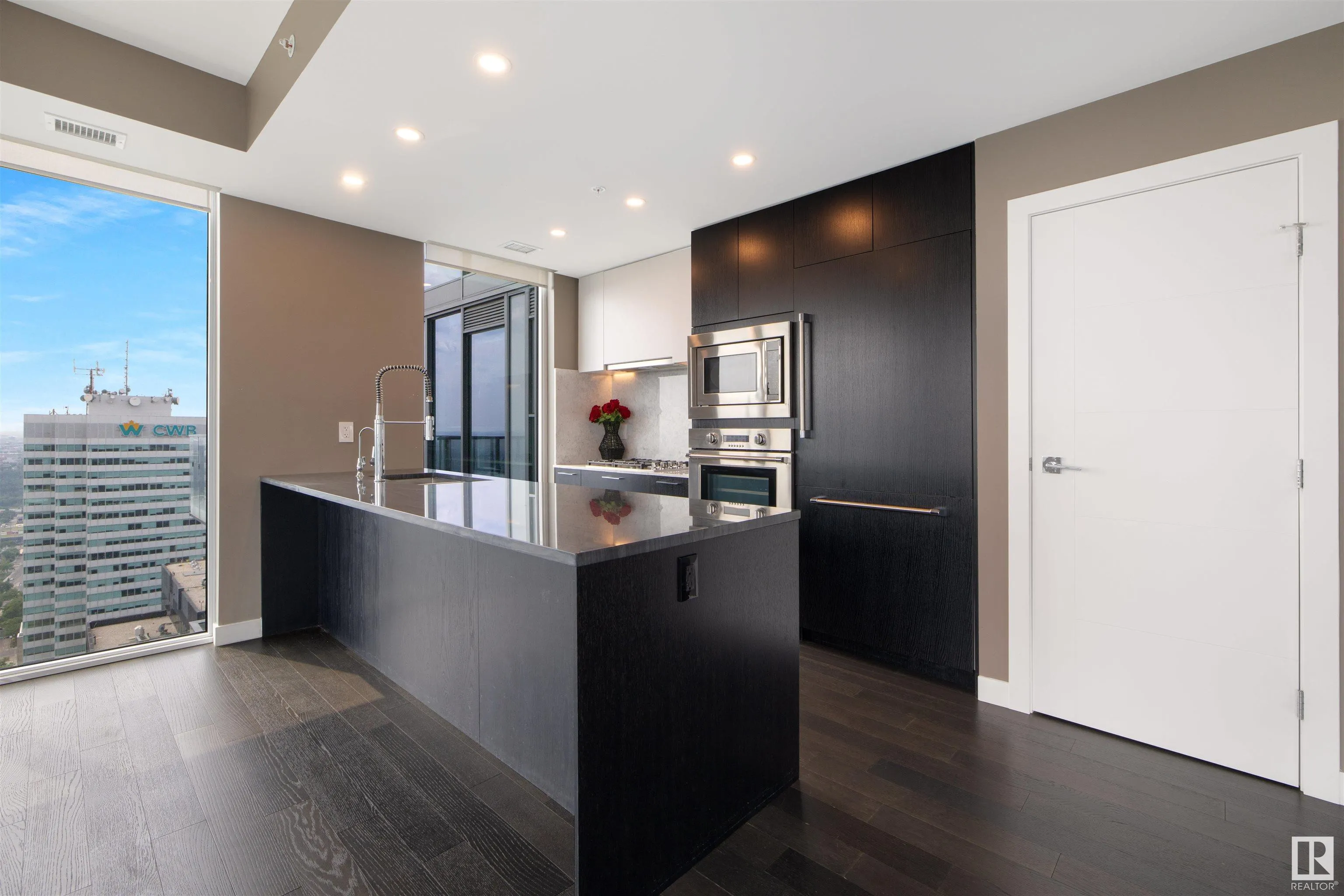 10180 103 Street