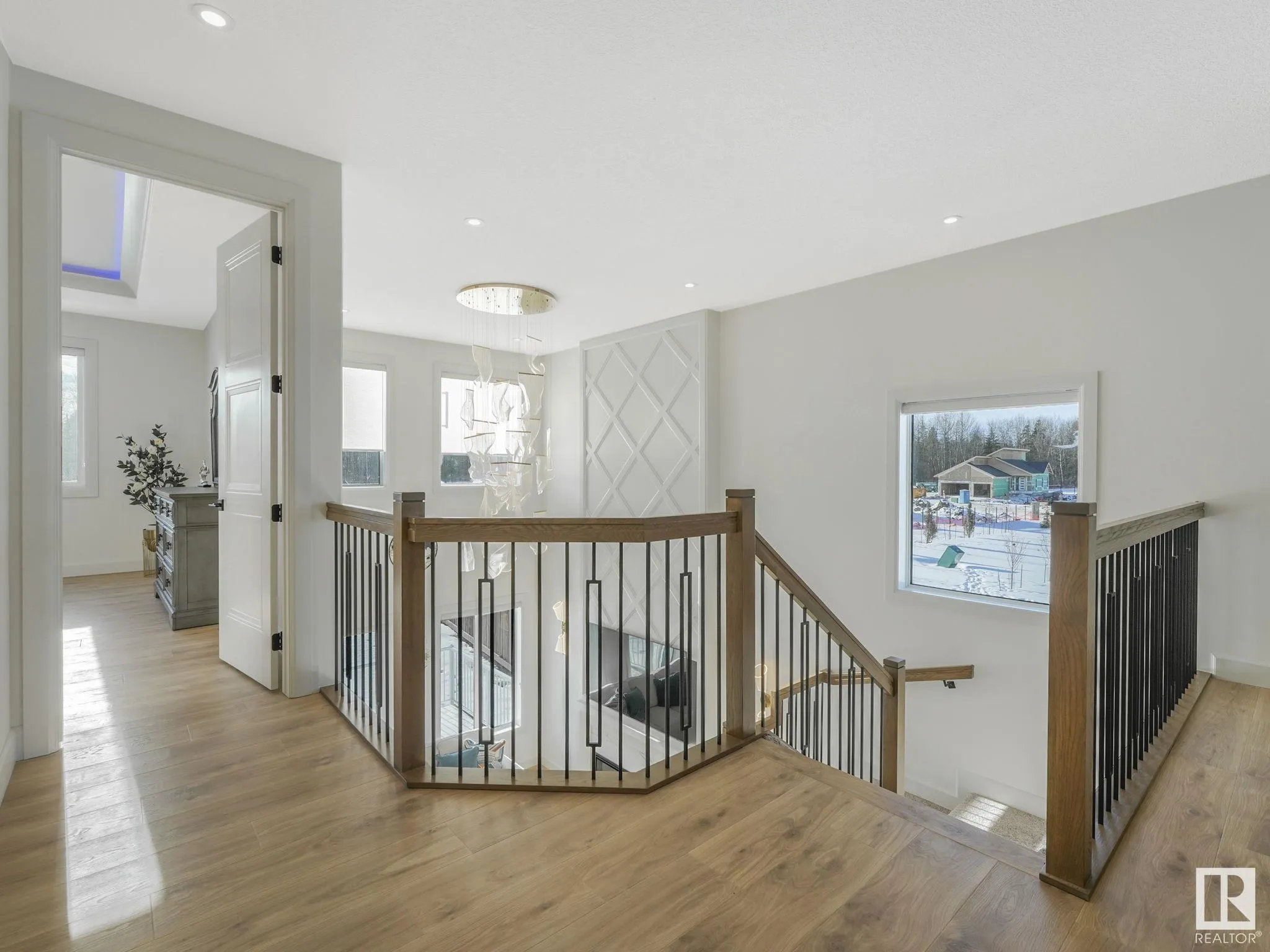 62 FENWYCK Boulevard