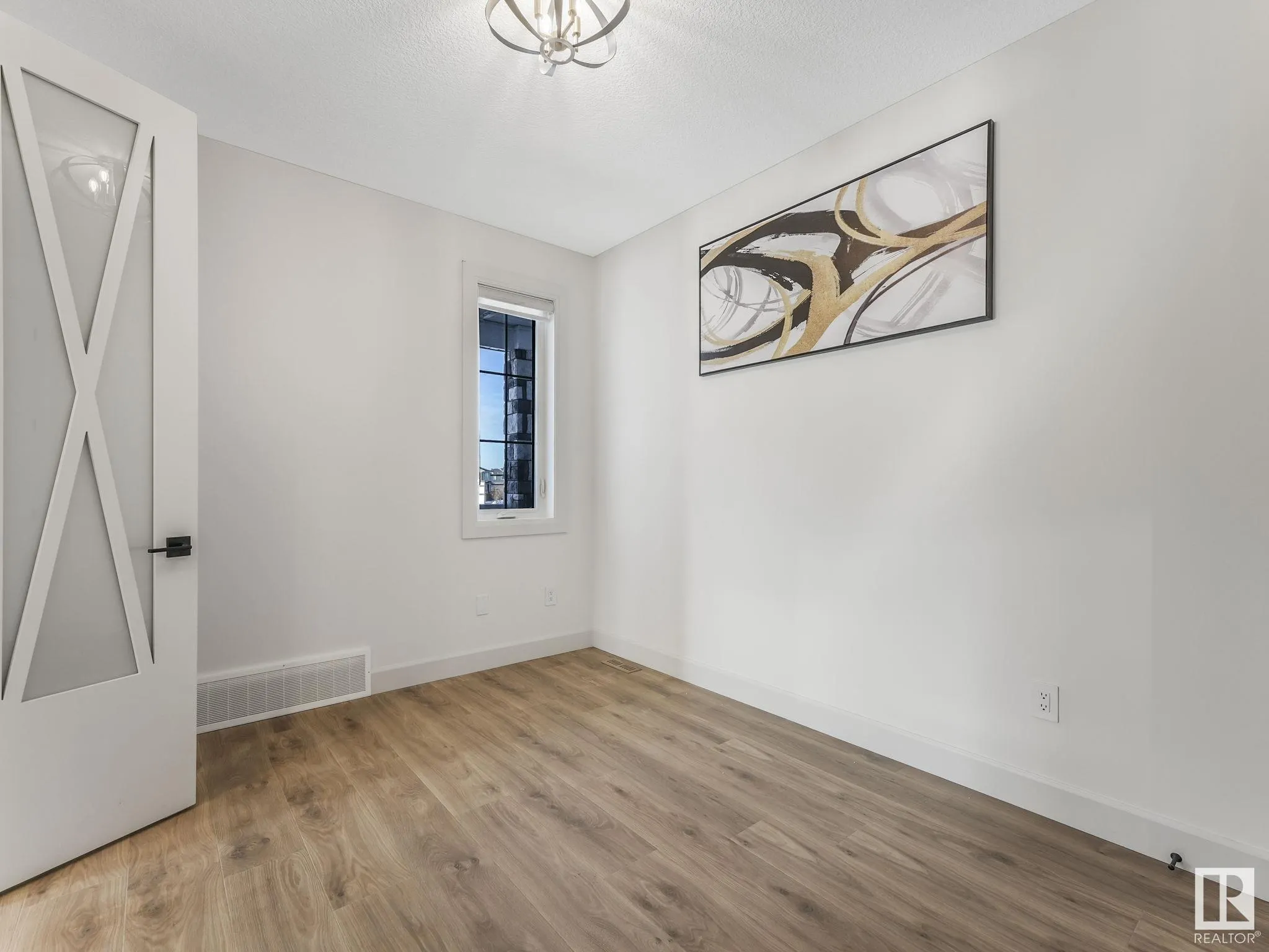 62 FENWYCK Boulevard