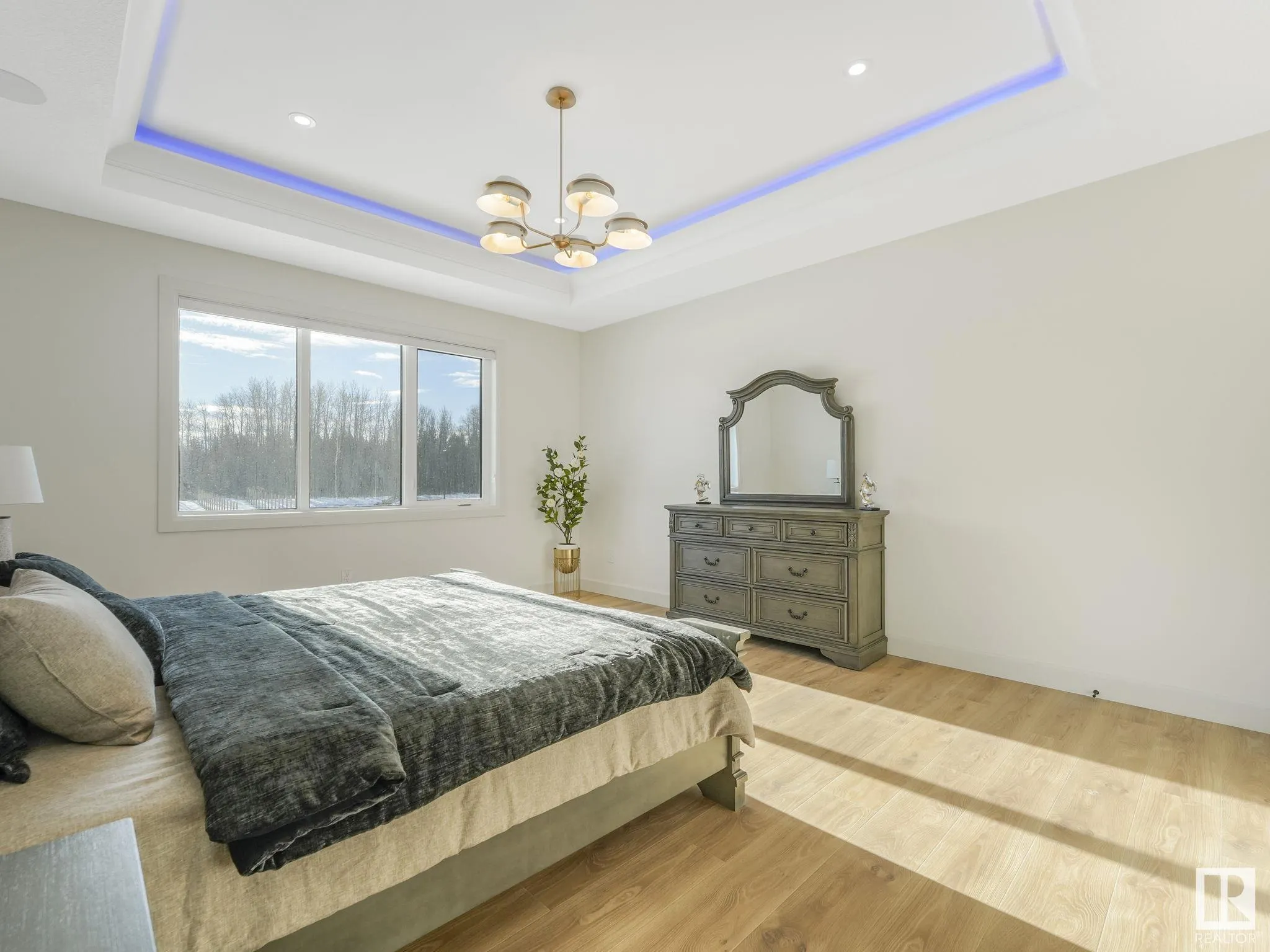 62 FENWYCK Boulevard