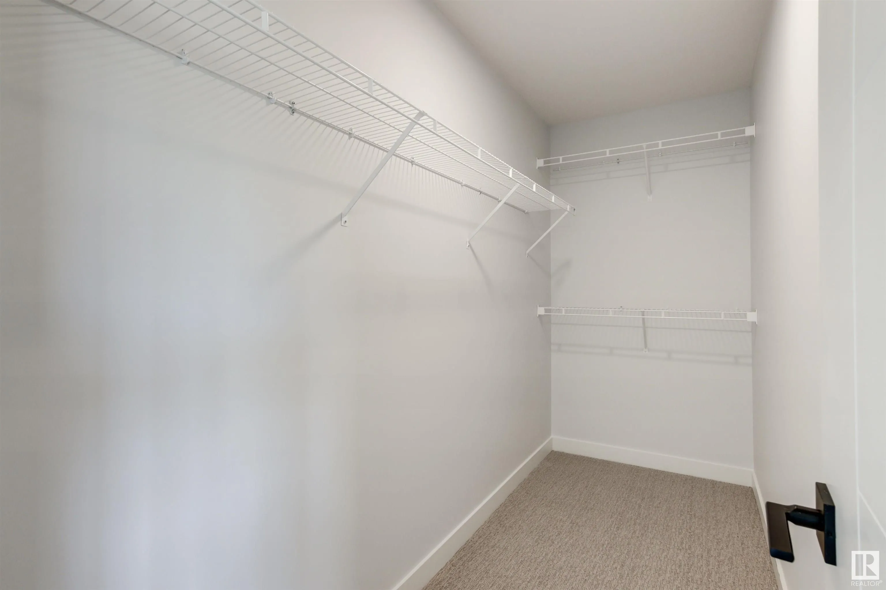 5002 53 ave