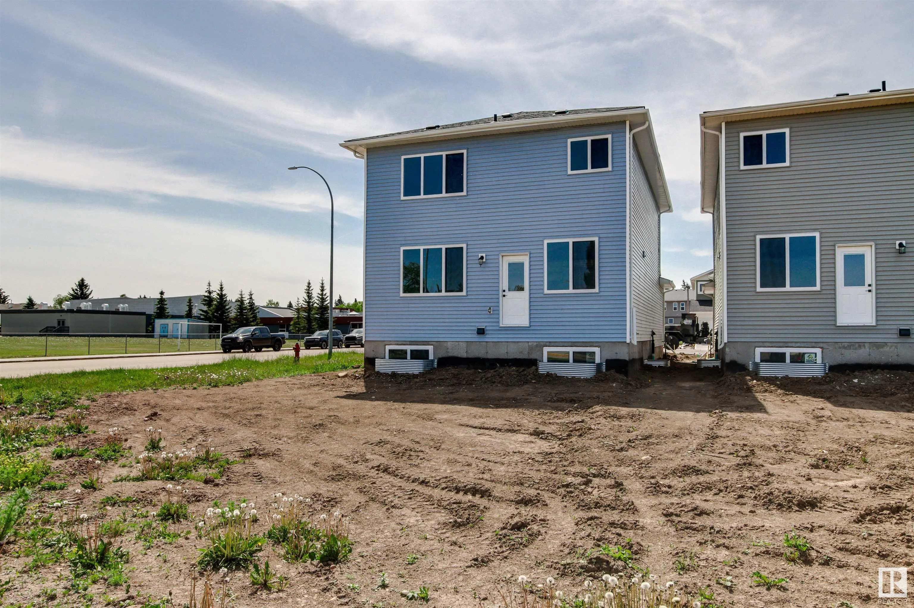 5002 53 ave