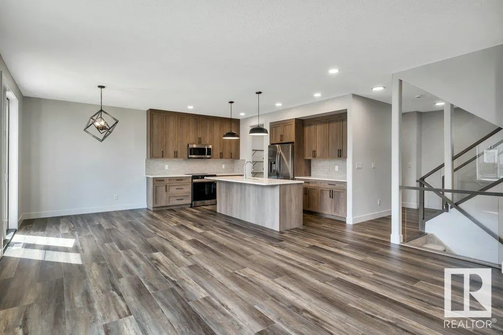 13 HILLWOOD Terrace