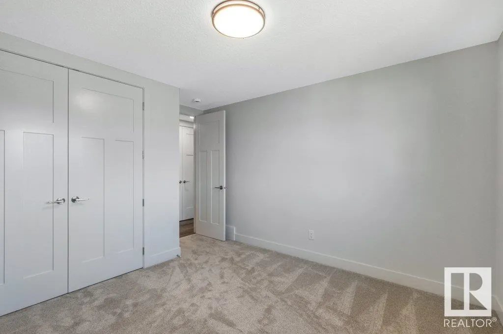 13 HILLWOOD Terrace