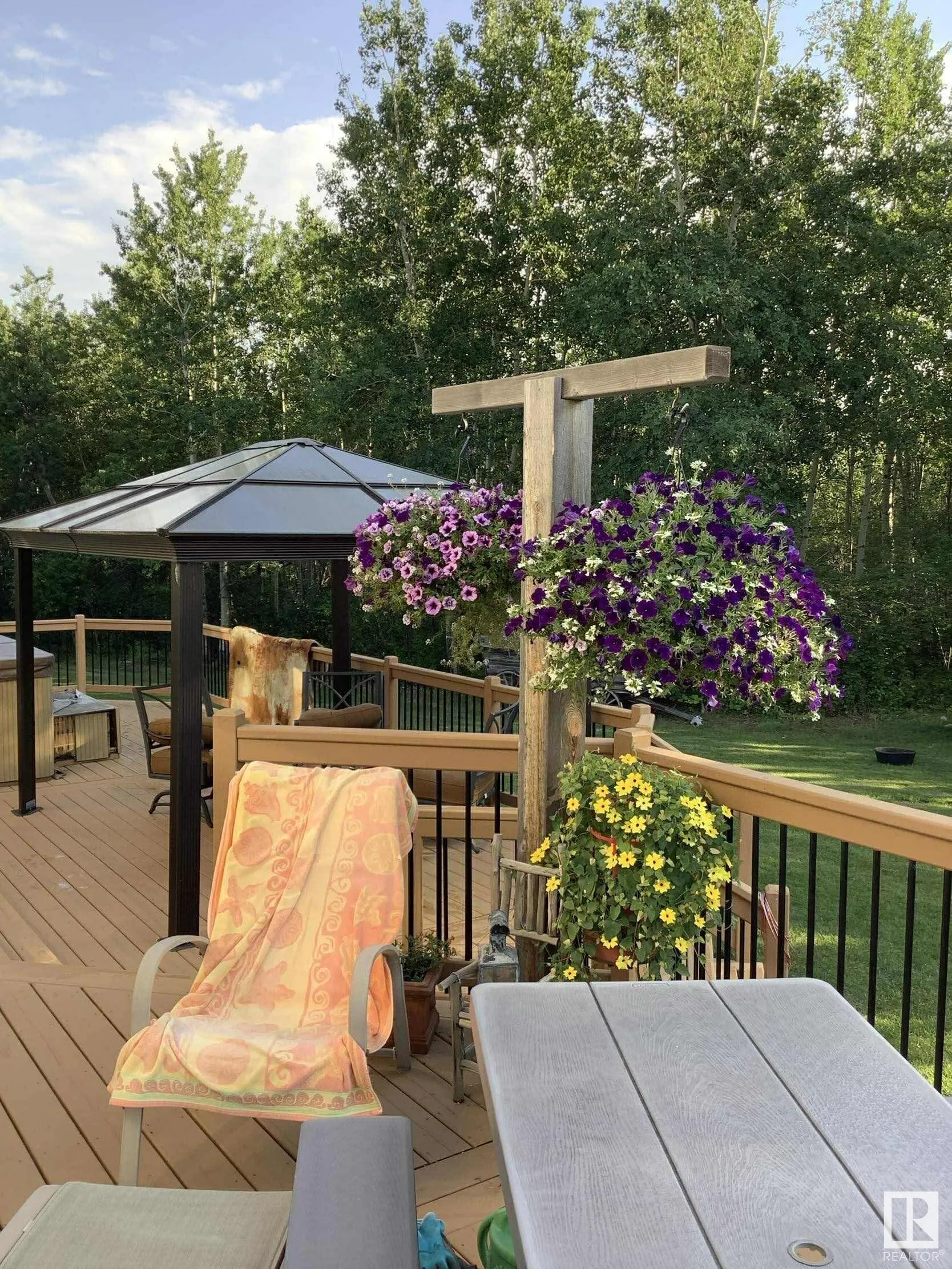 21366 TWP ROAD 530