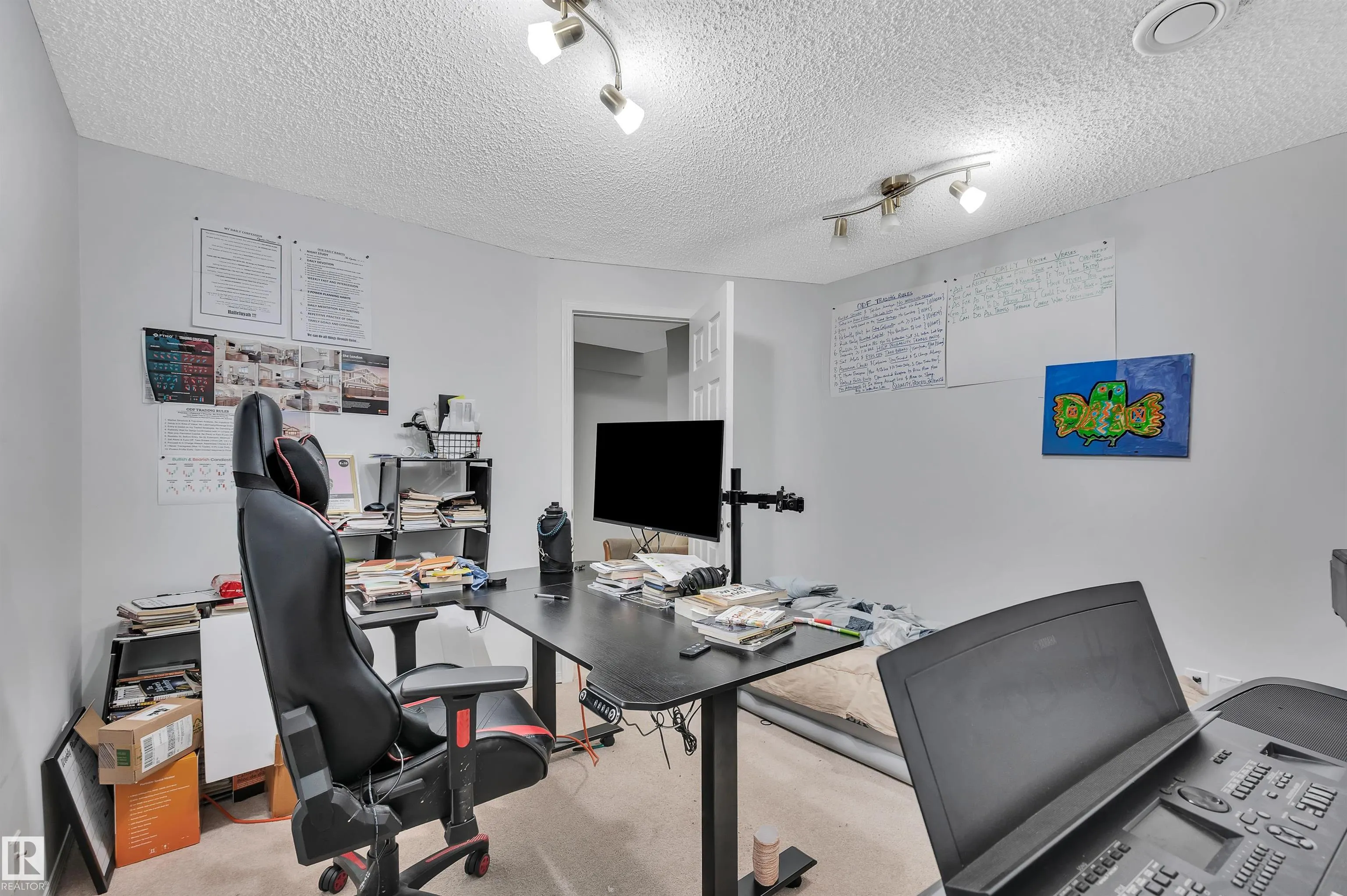 115 CHESTERMERE Drive