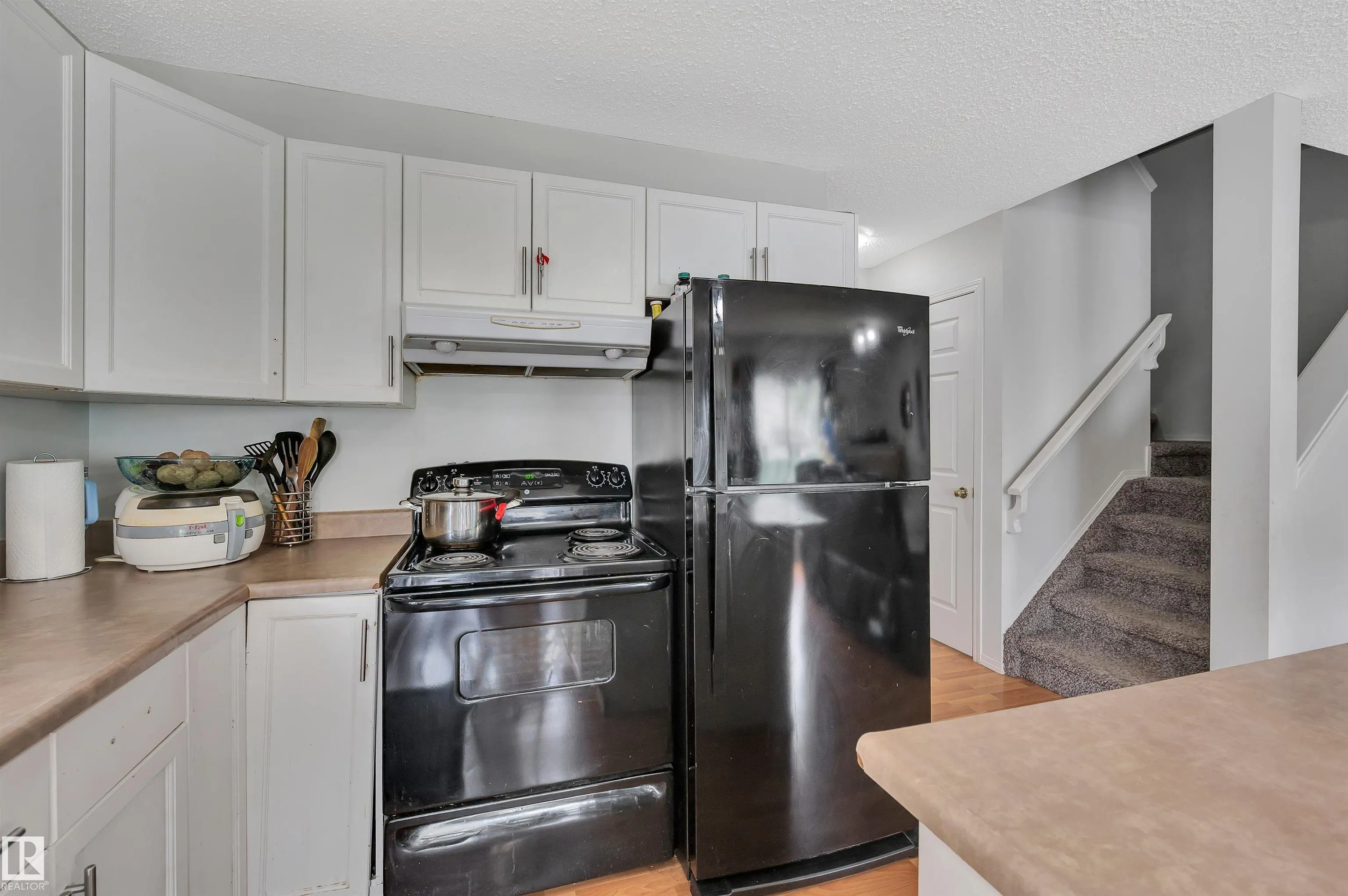 115 CHESTERMERE Drive