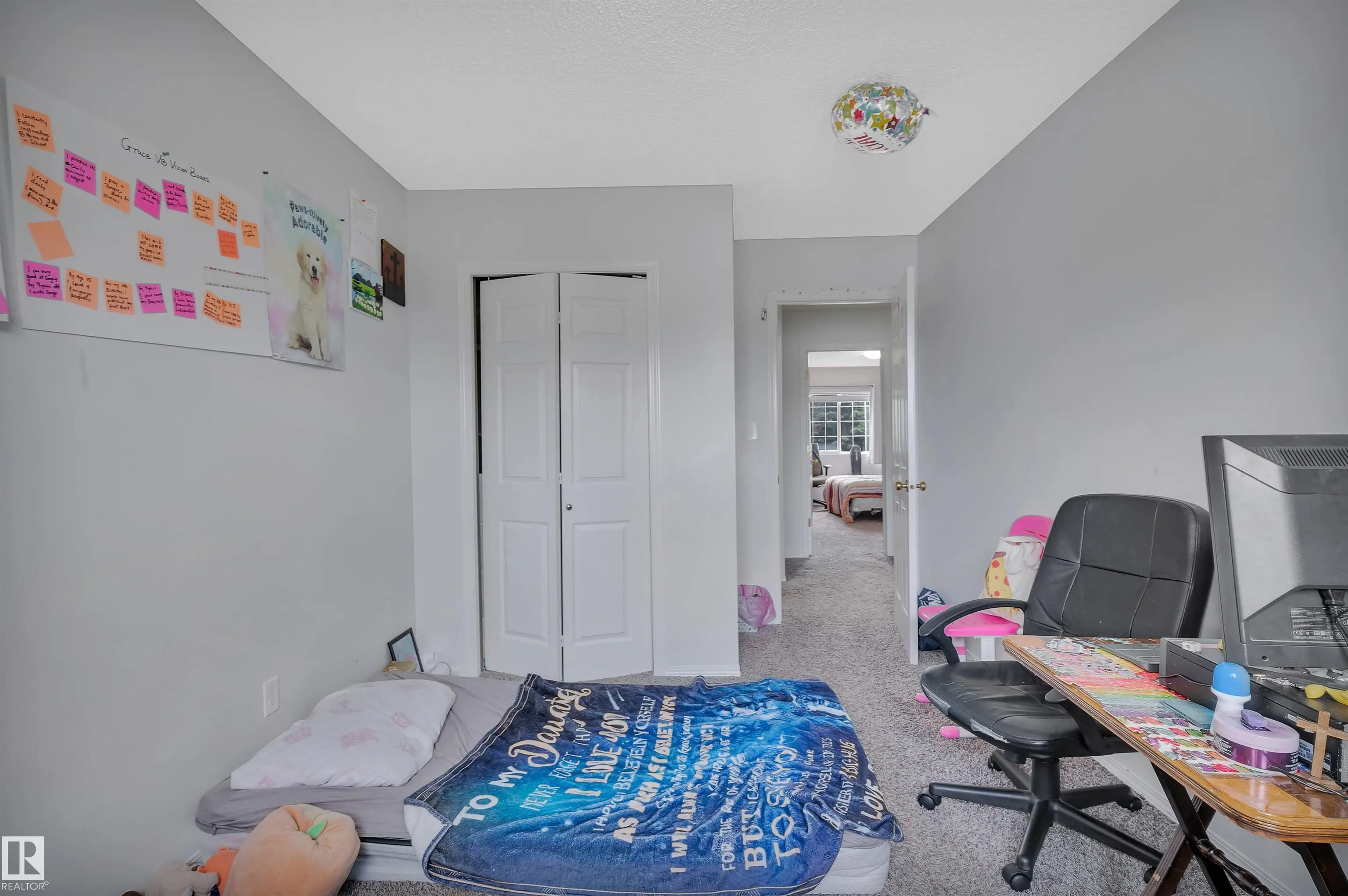 115 CHESTERMERE Drive