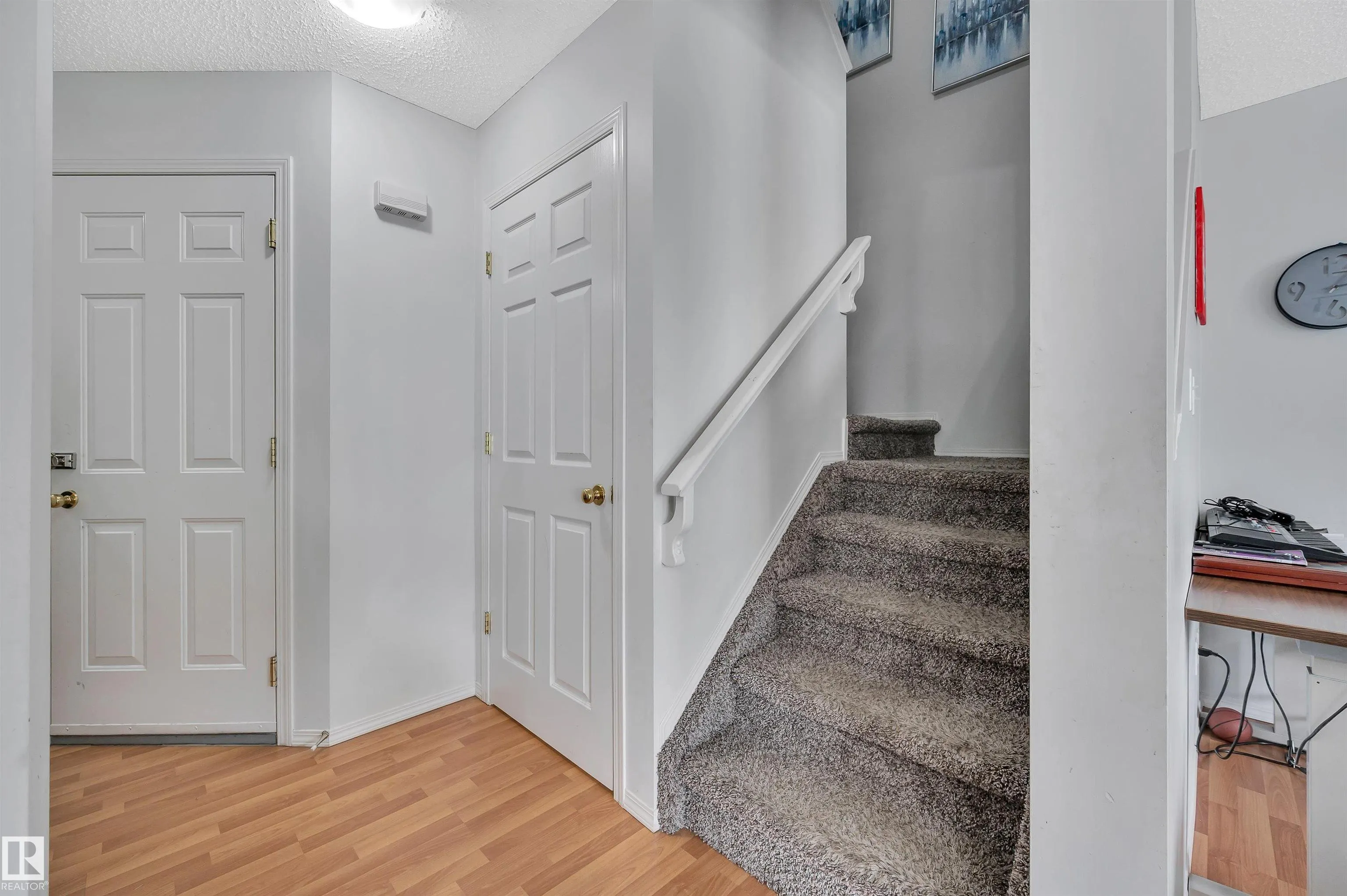 115 CHESTERMERE Drive
