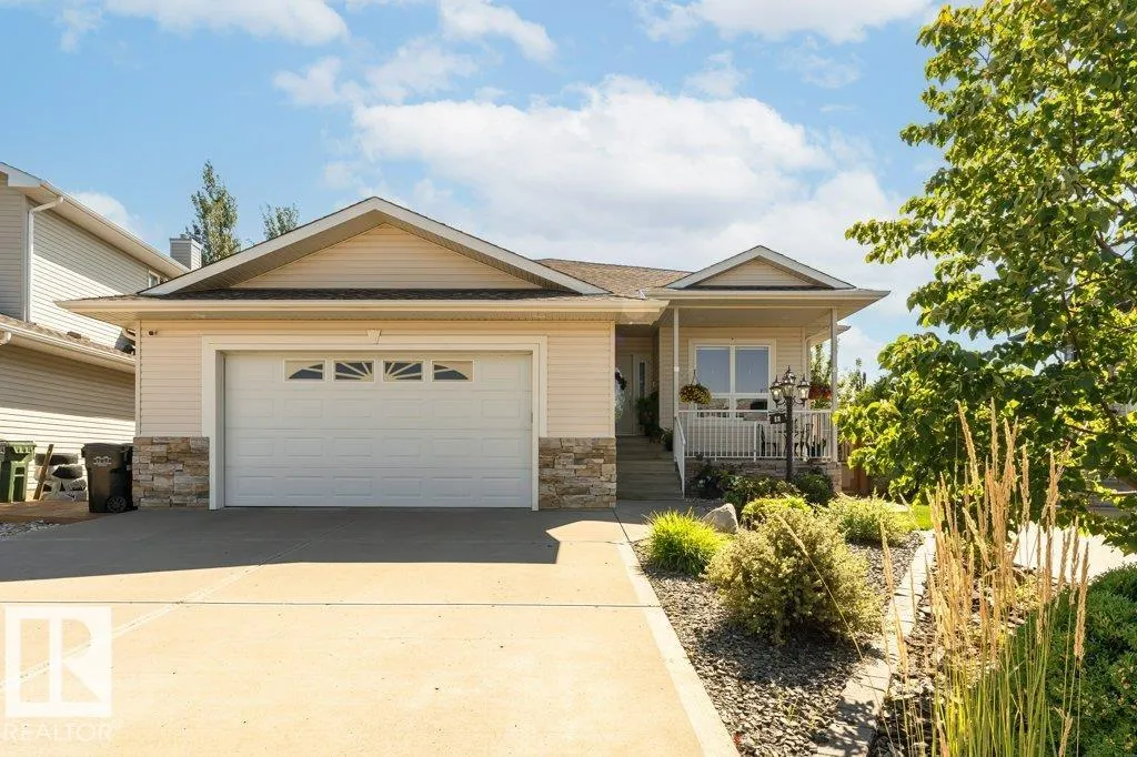 6 WOODS Court