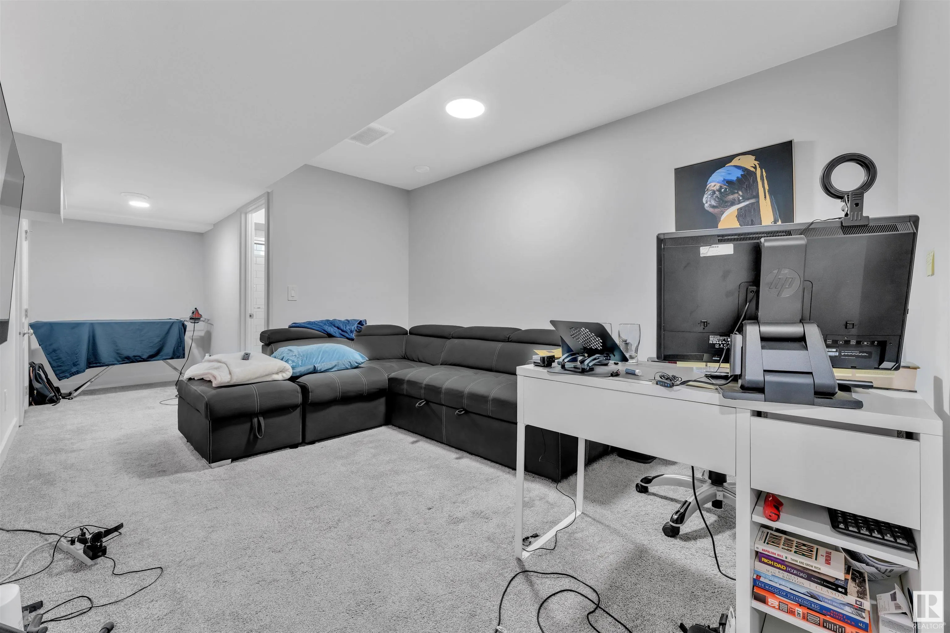 16806 31 Avenue
