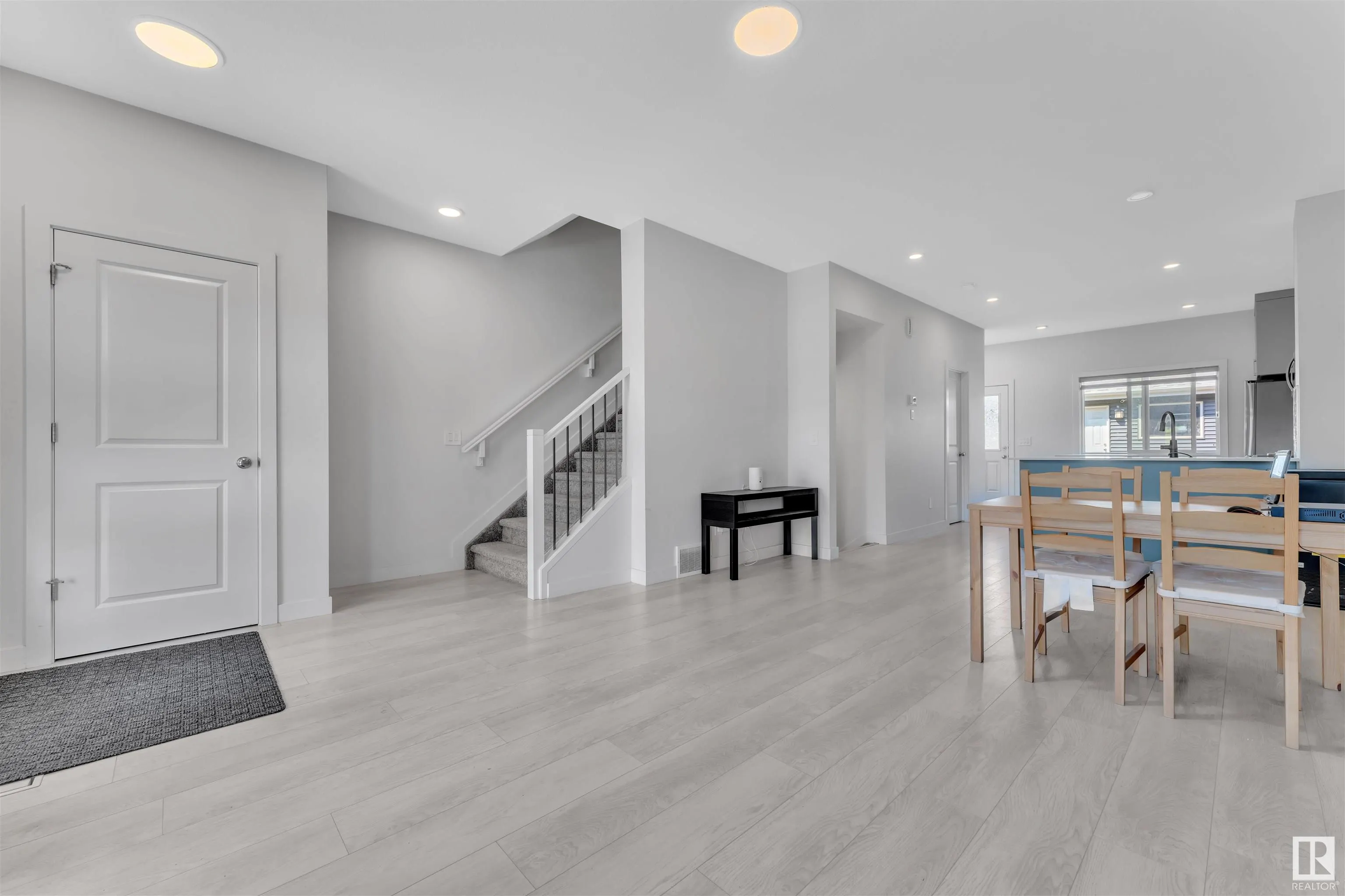 16806 31 Avenue