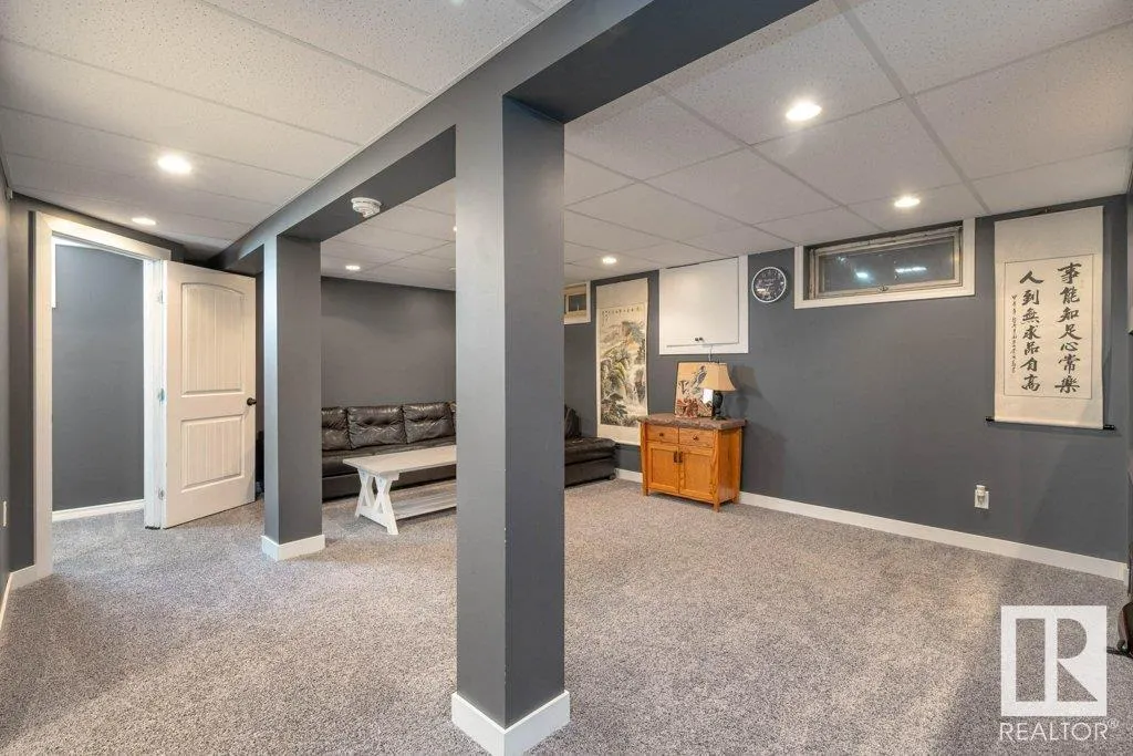 78 Woodhaven Drive