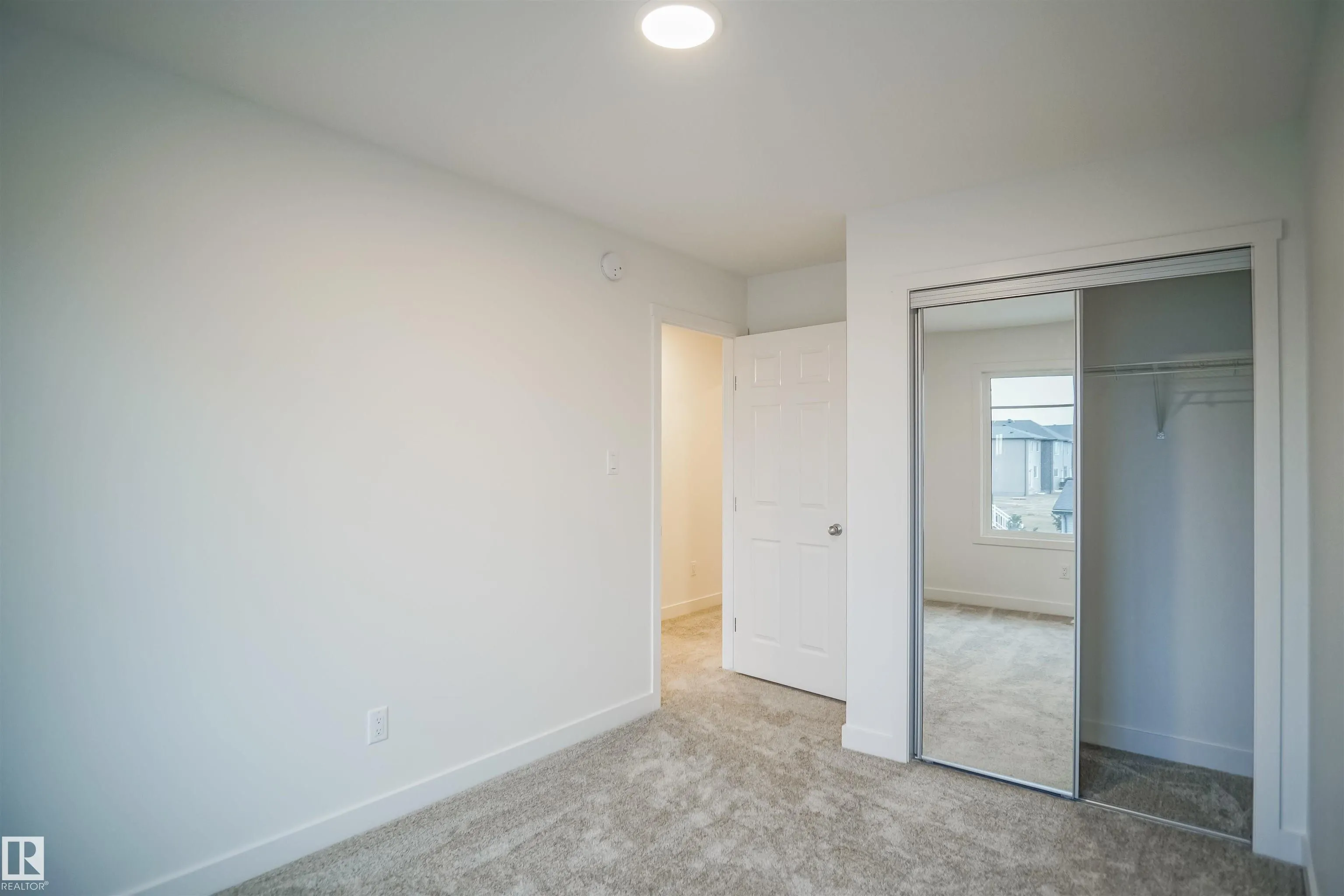 133 SUNLAND Way