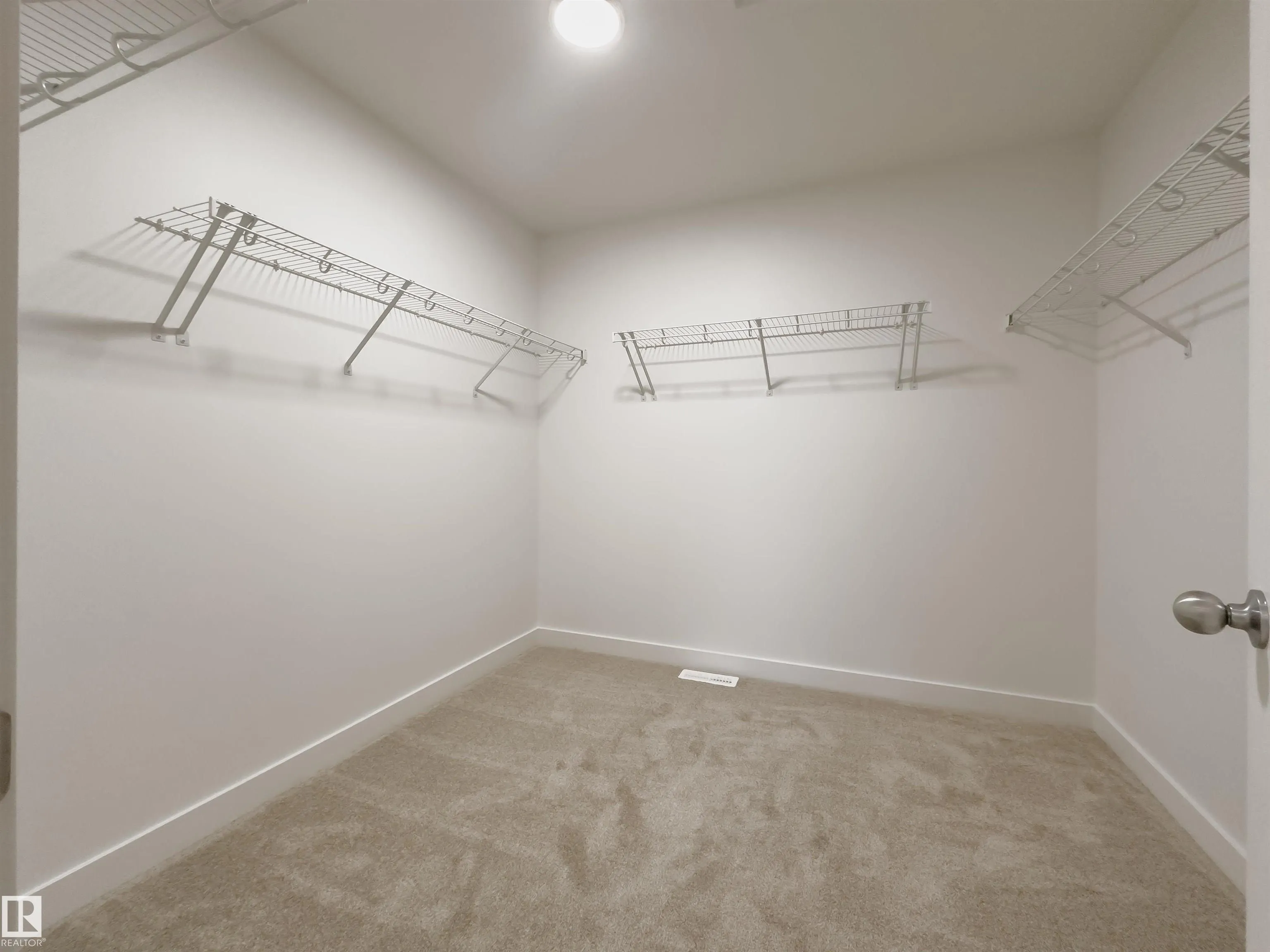 133 SUNLAND Way