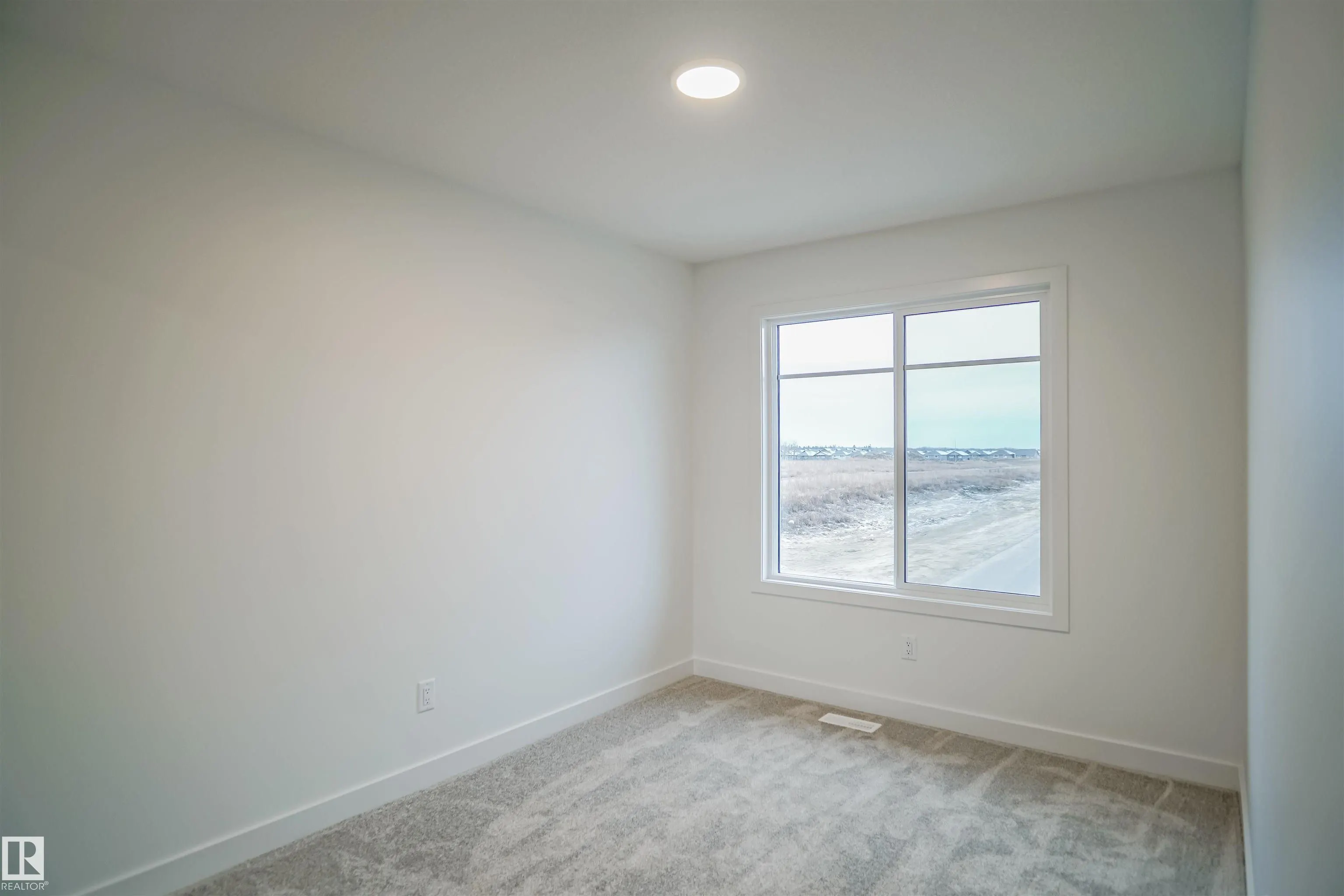 133 SUNLAND Way