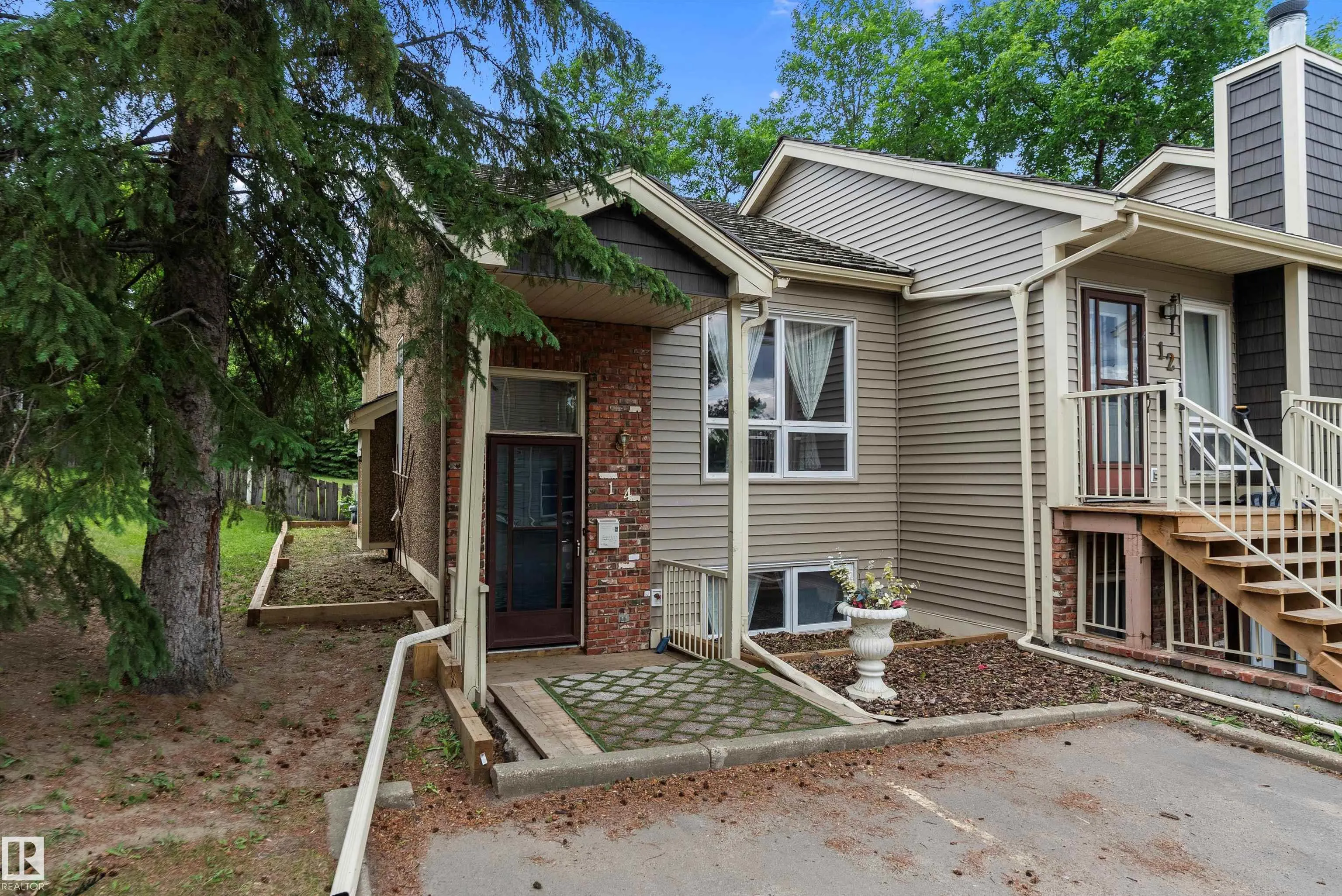 1440 SHERWOOD Drive