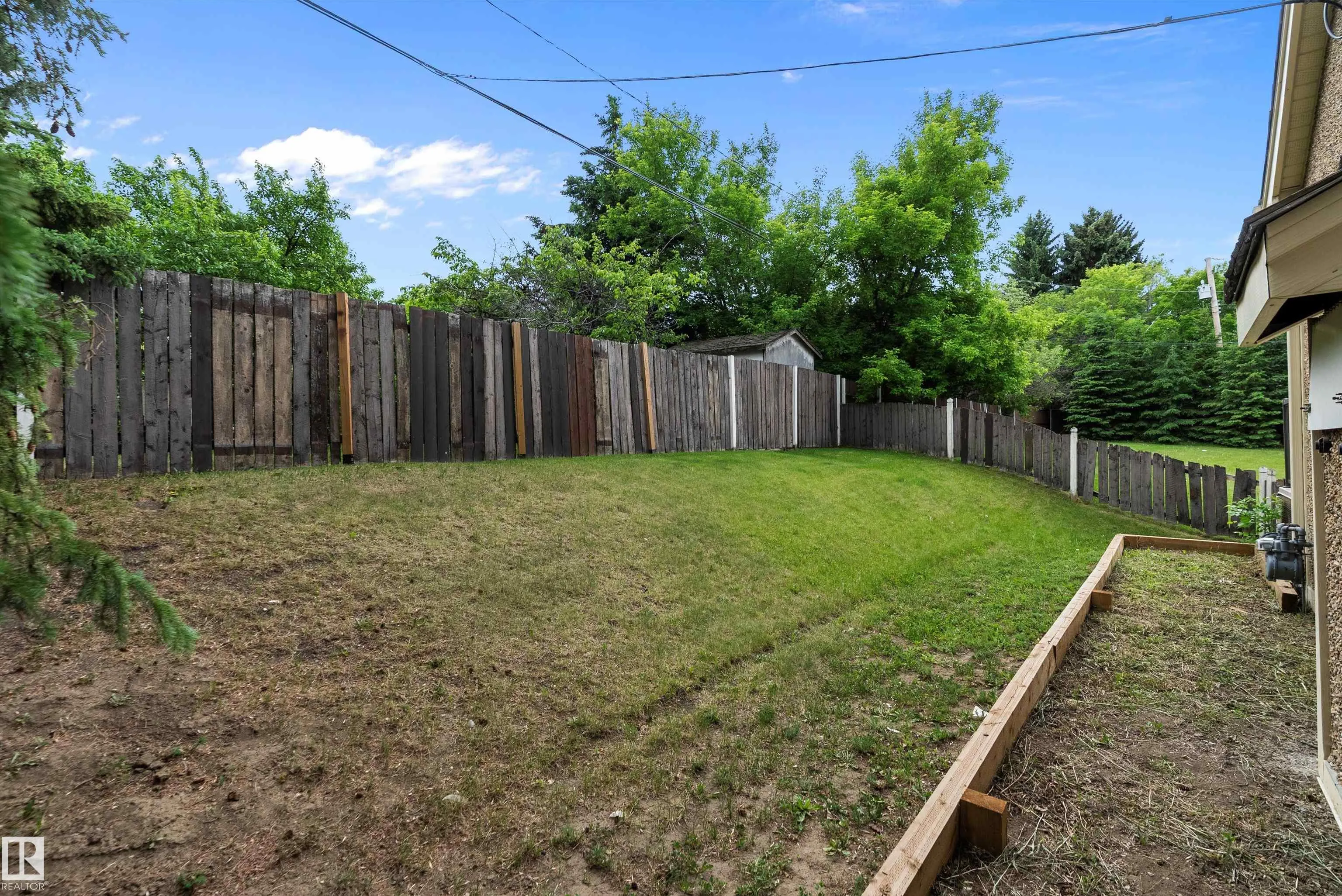 1440 SHERWOOD Drive