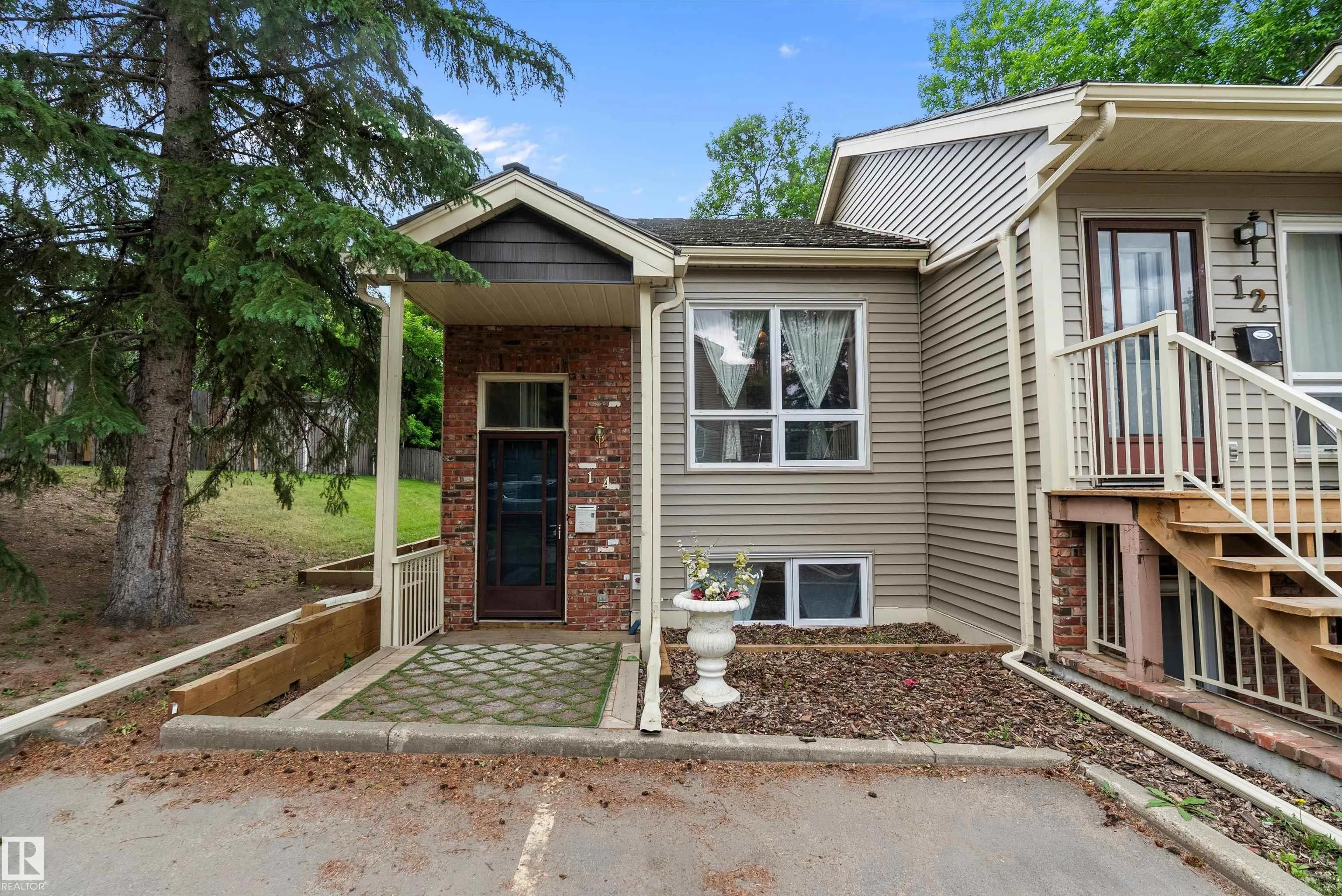 1440 SHERWOOD Drive