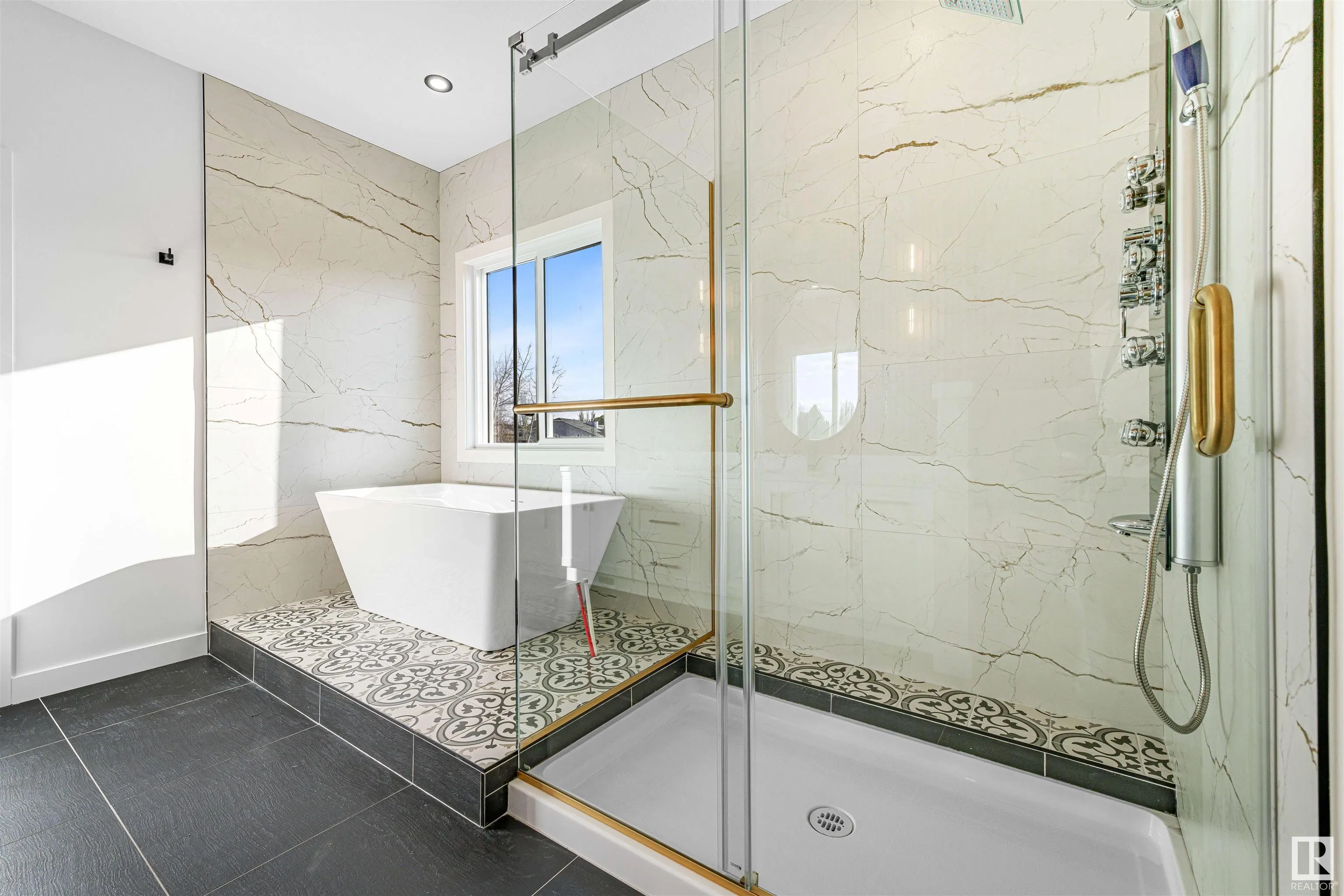 30 TILIA Place