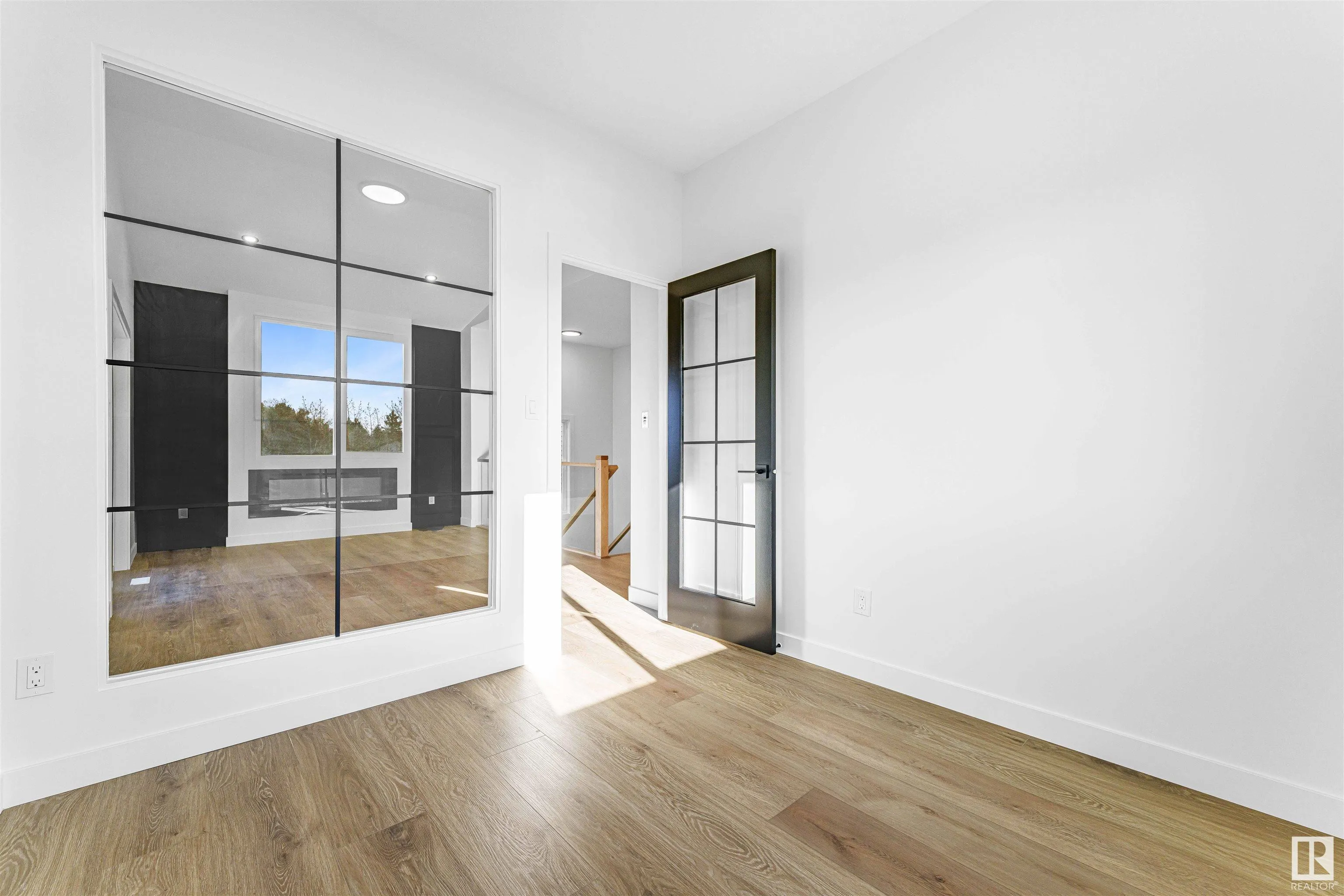 30 TILIA Place
