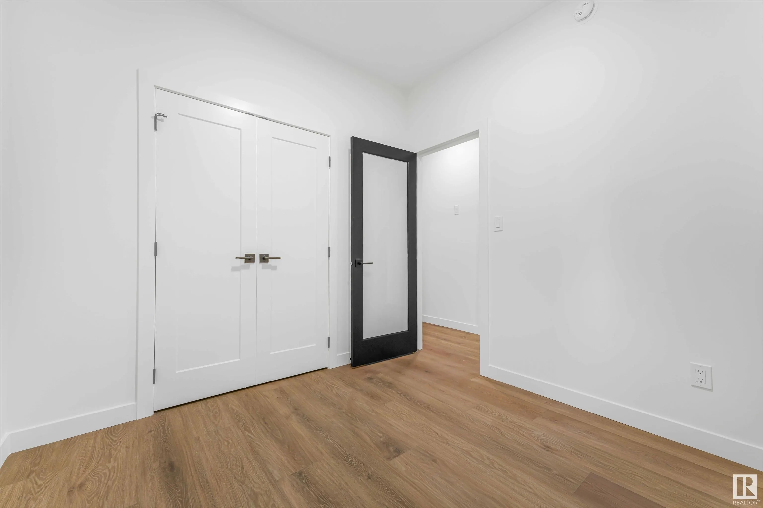 30 TILIA Place