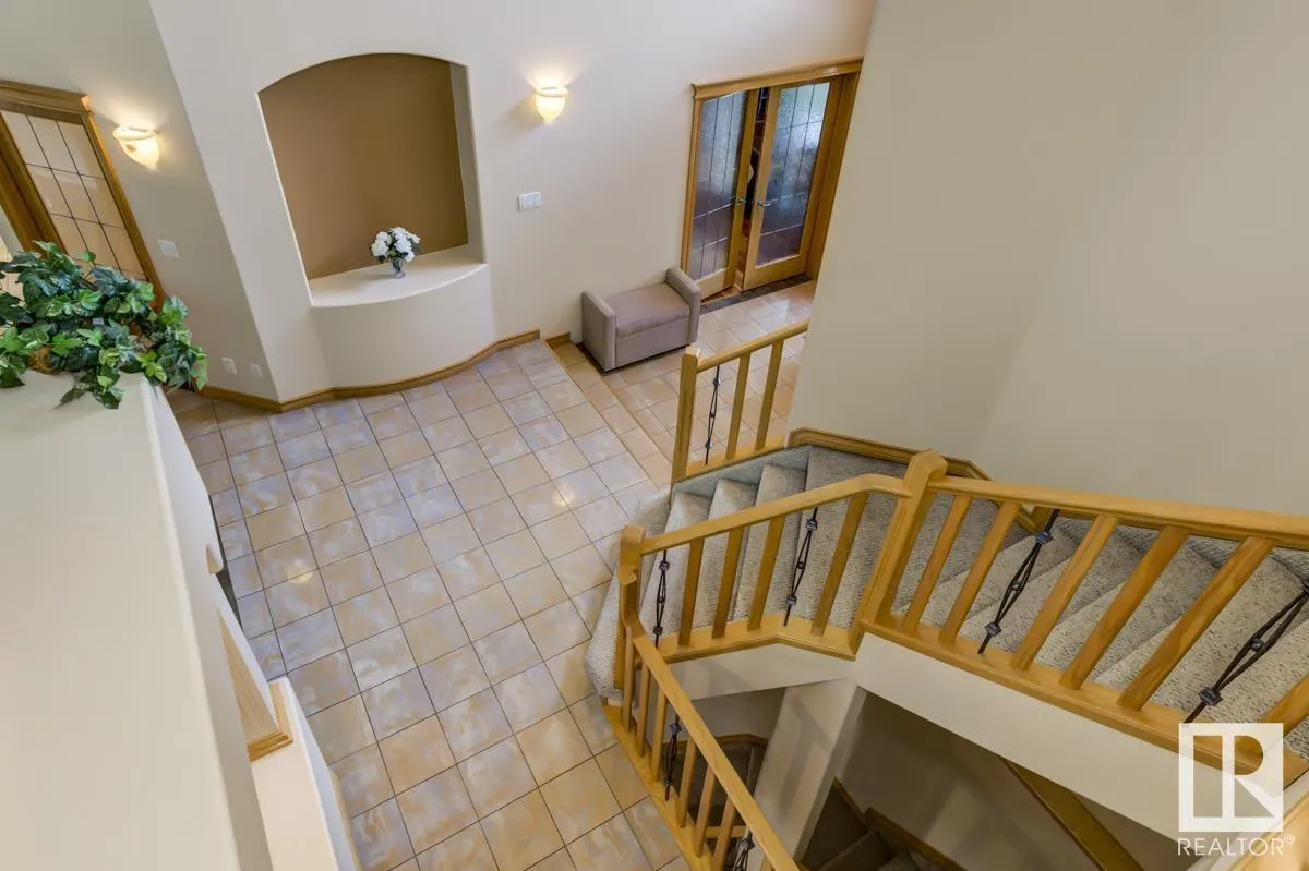 244 WOLF WILLOW Road
