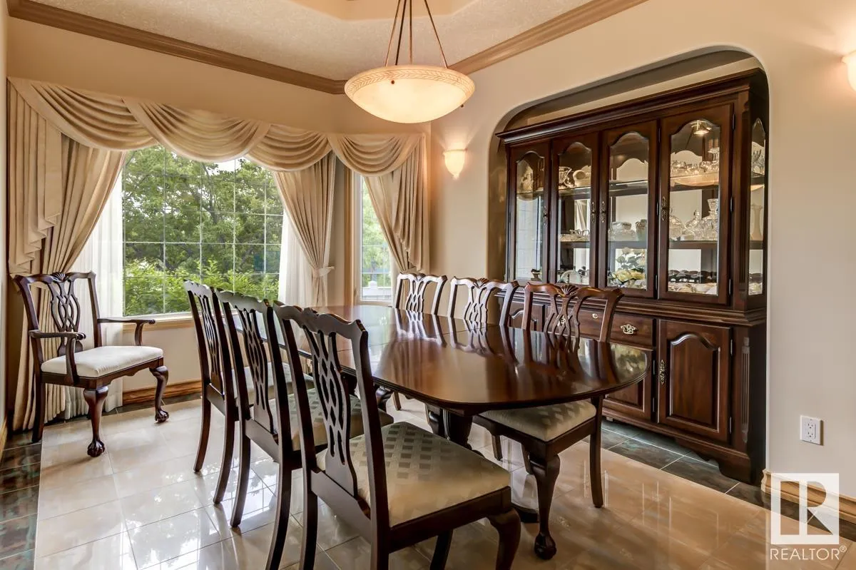 244 WOLF WILLOW Road