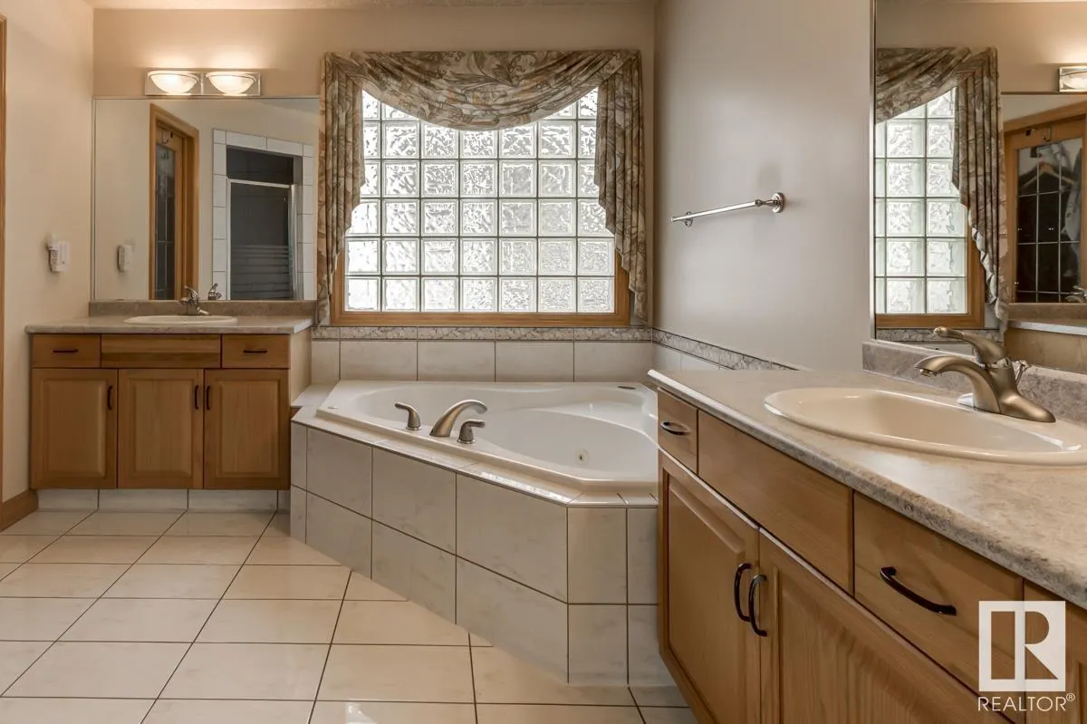 244 WOLF WILLOW Road