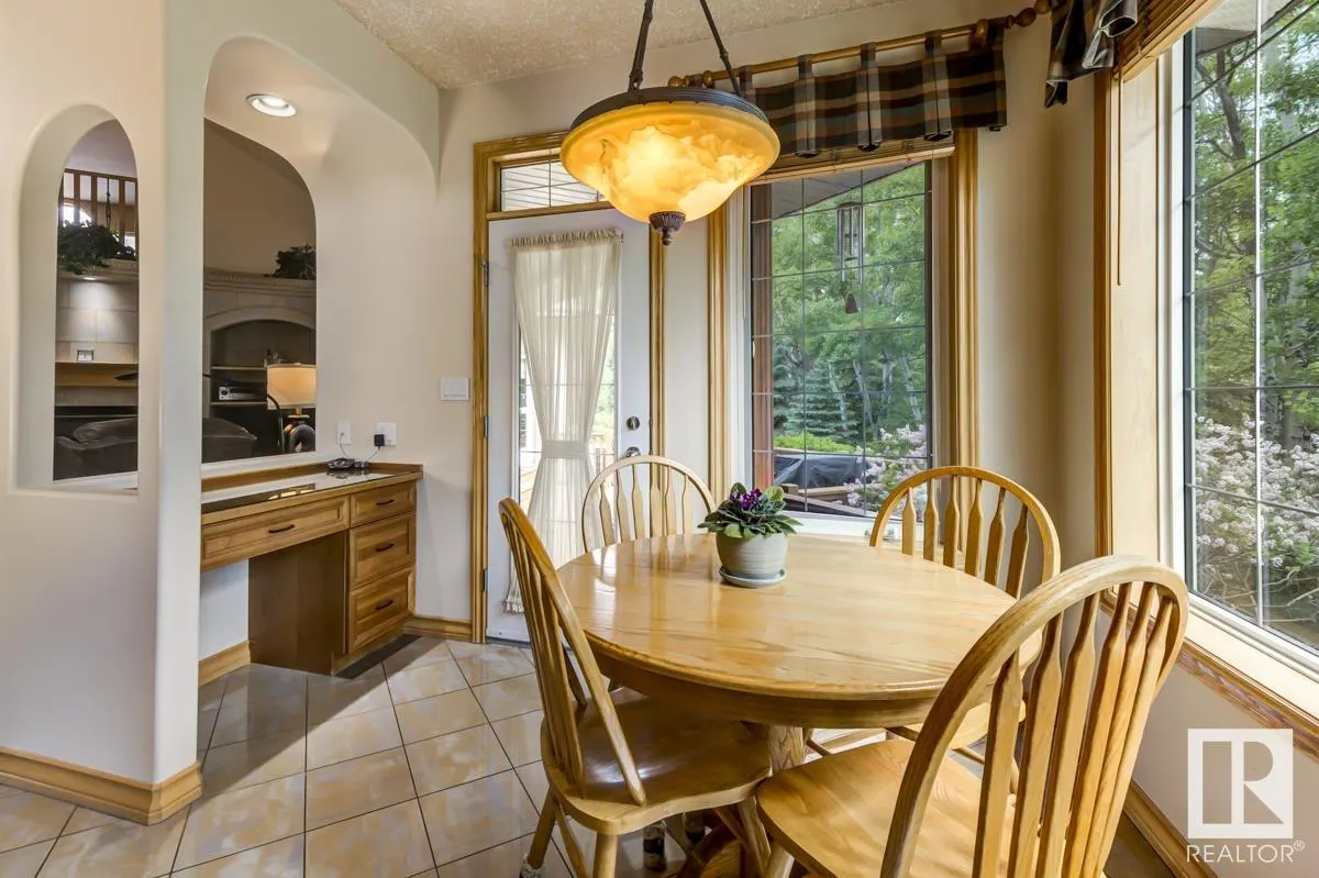 244 WOLF WILLOW Road