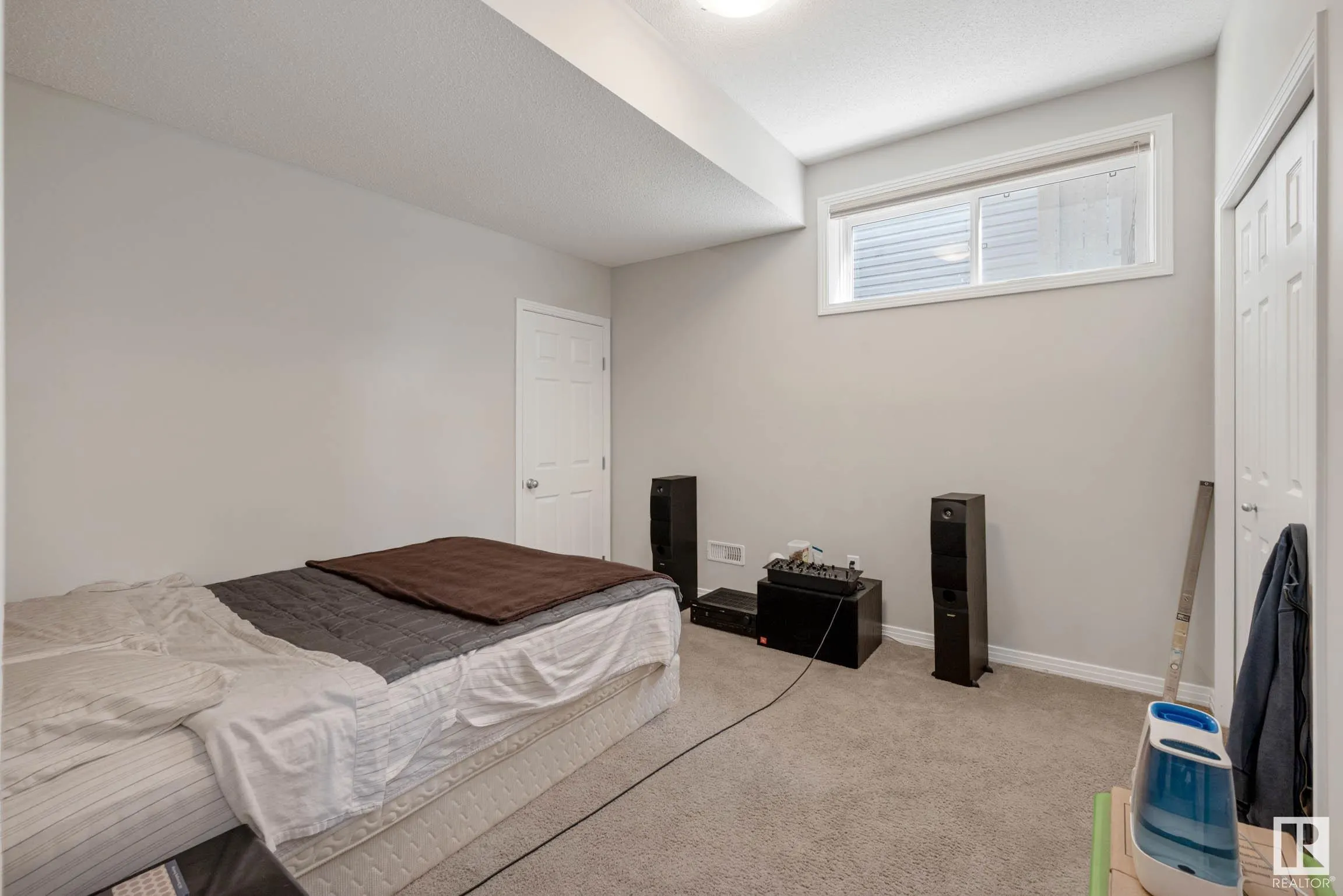 379 Reynalds Court