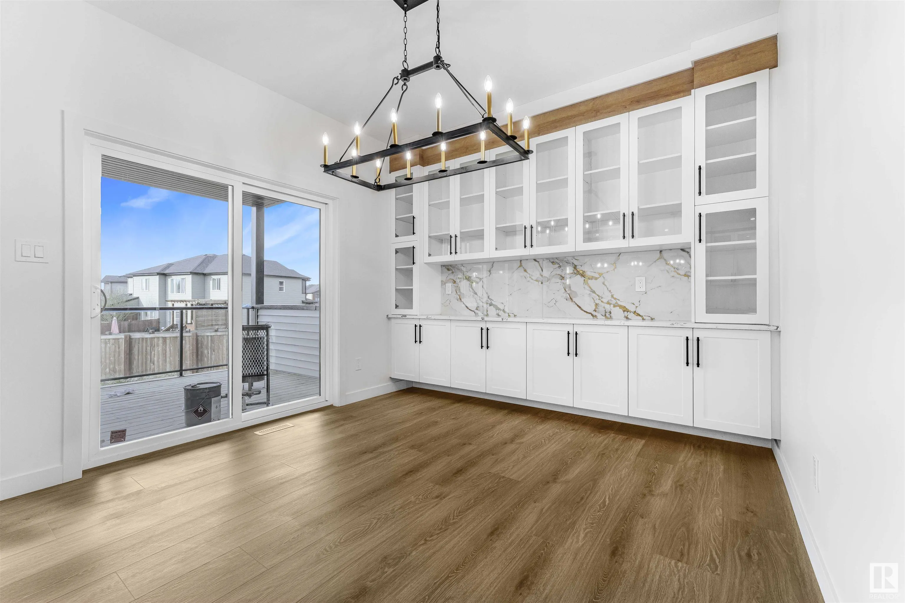 21 AXELWOOD Crescent