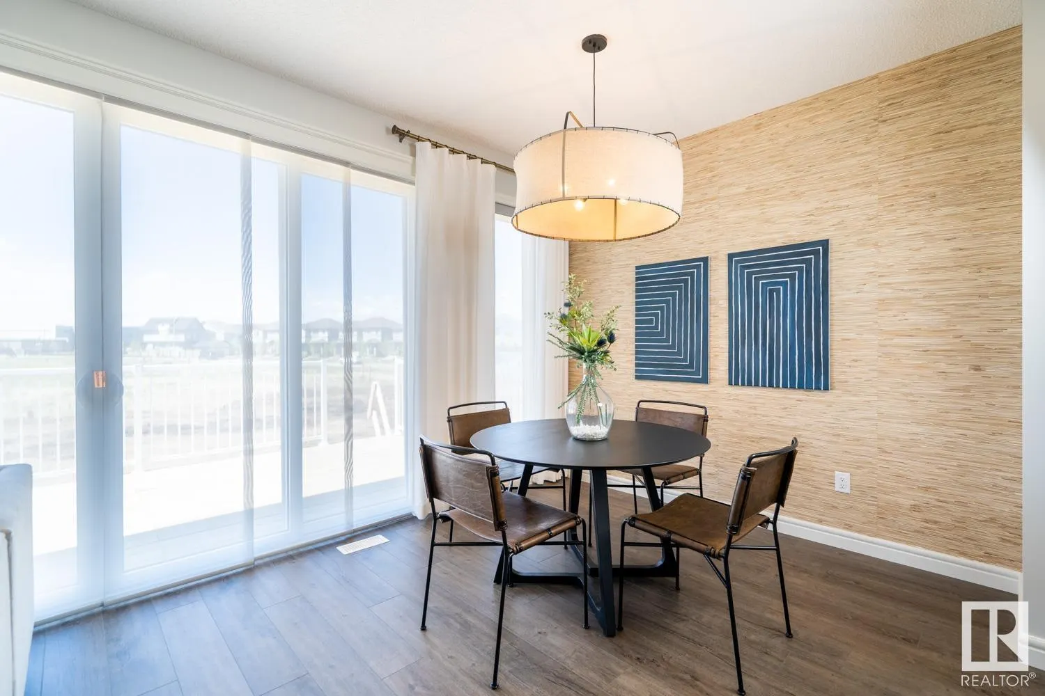 153 SUNLAND Way